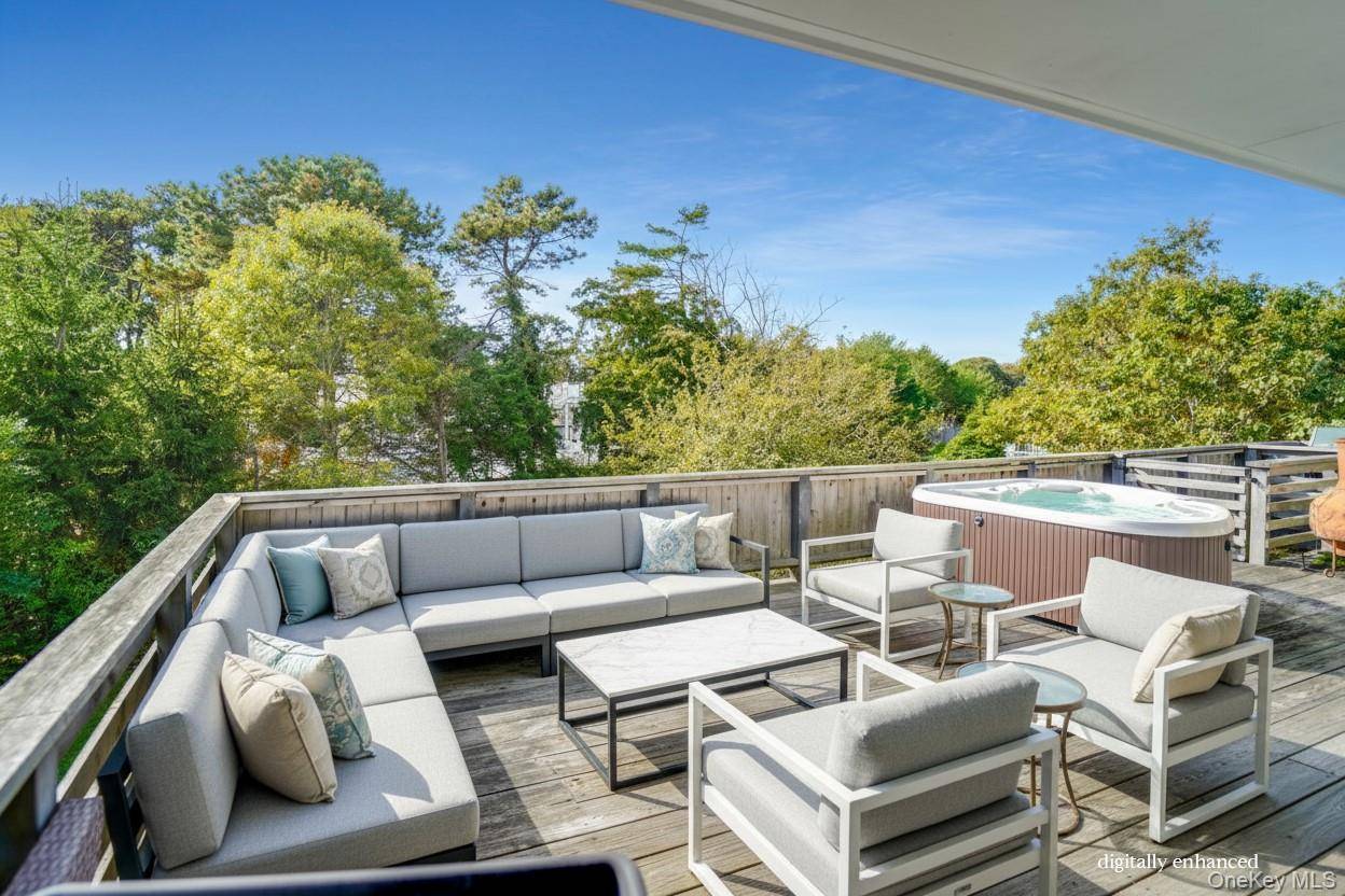 Casa de 2 Dormitorios Frente al Mar en Venta en Hampton Bays - Nueva York - EE. UU. - 4