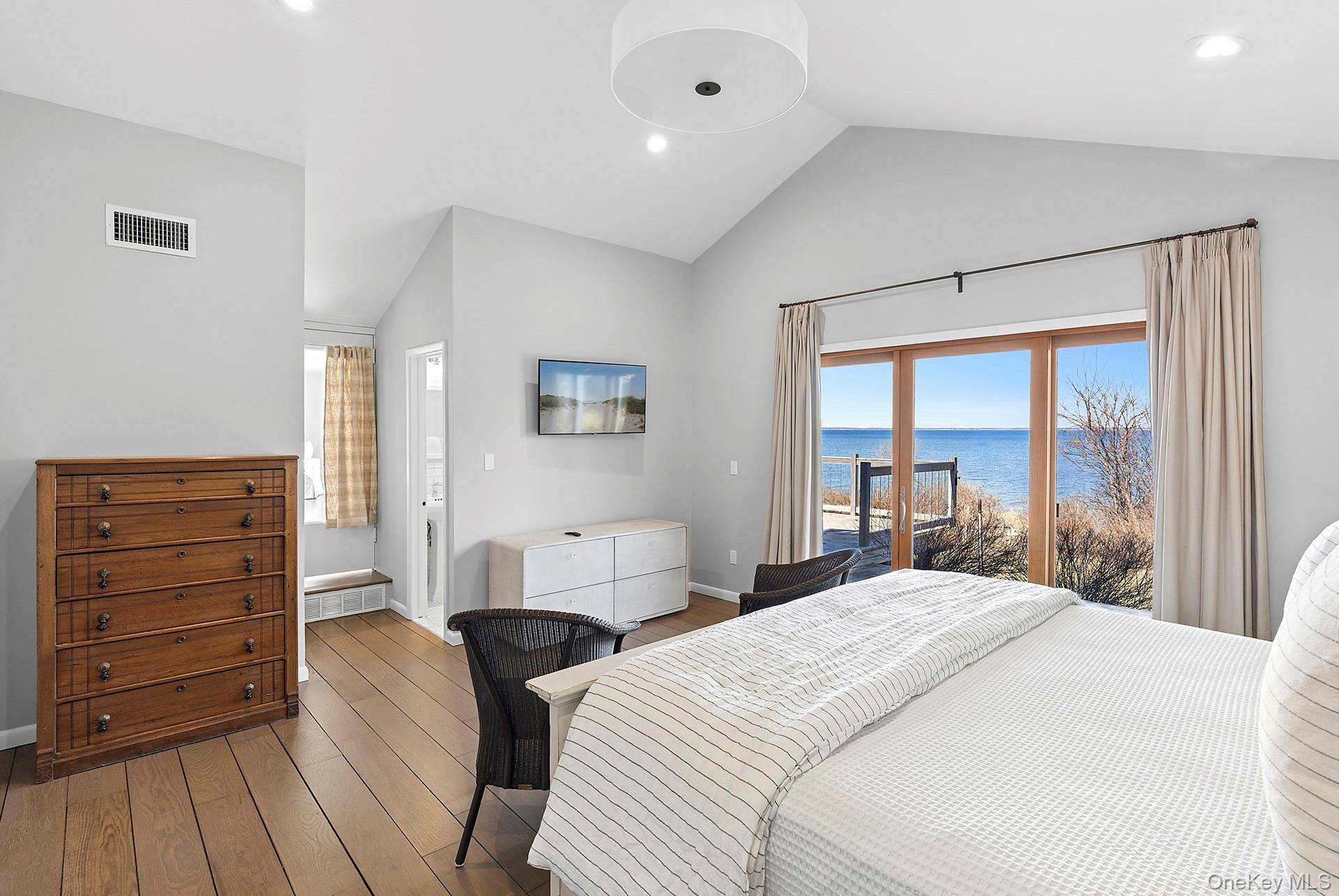 Casa com 2 Quartos à Beira-Mar à Venda em Hampton Bays - Nova Iorque - EUA - 8
