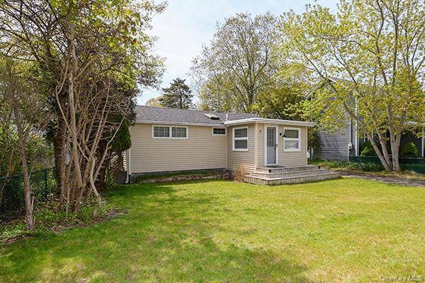 Casa com 2 Quartos à Venda em Hampton Bays - Nova Iorque - EUA - 2