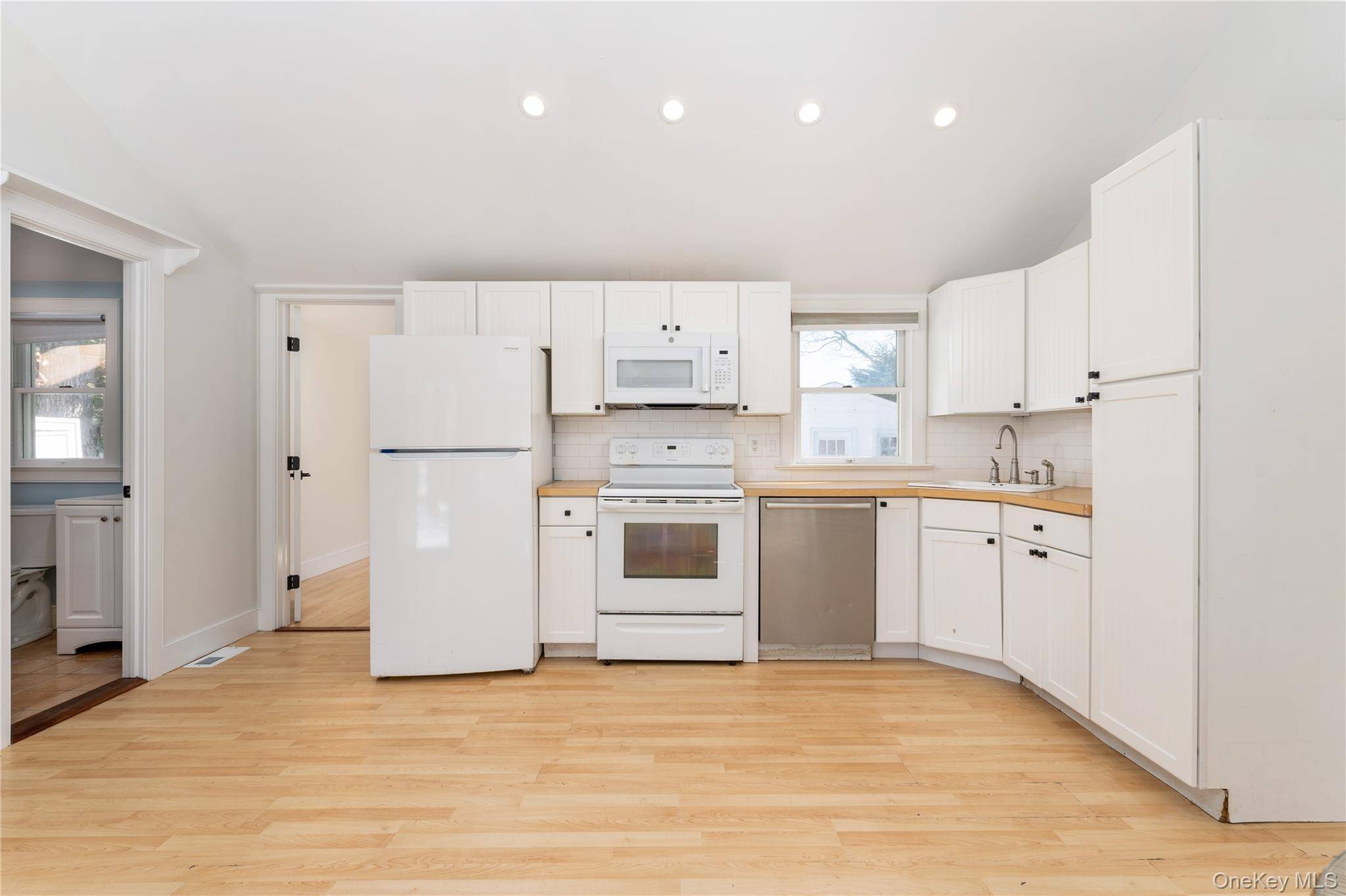 Casa com 2 Quartos à Venda em Hampton Bays - Nova Iorque - EUA - 3