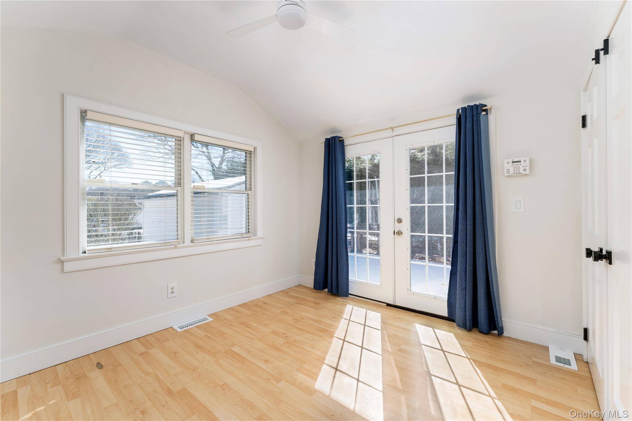 Casa com 2 Quartos à Venda em Hampton Bays - Nova Iorque - EUA - 8