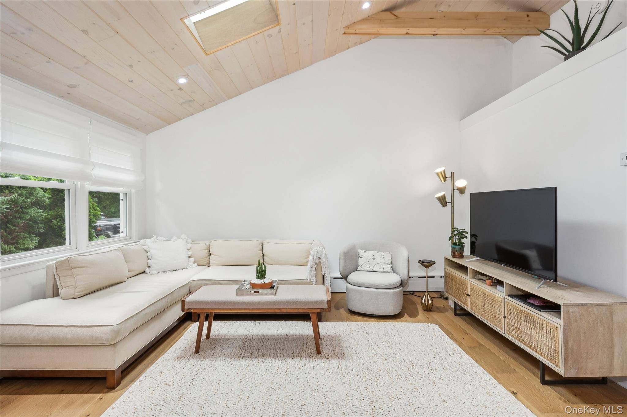 Casa de 2 Dormitorios en Venta en Hampton Bays - Nueva York - EE. UU. - 5