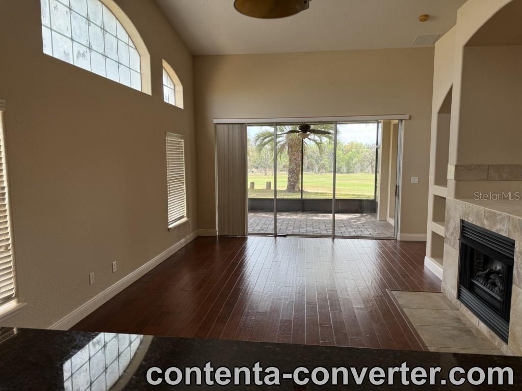 Casa com 2 Quartos à Venda em Howey In The Hills - Flórida - EUA - 6