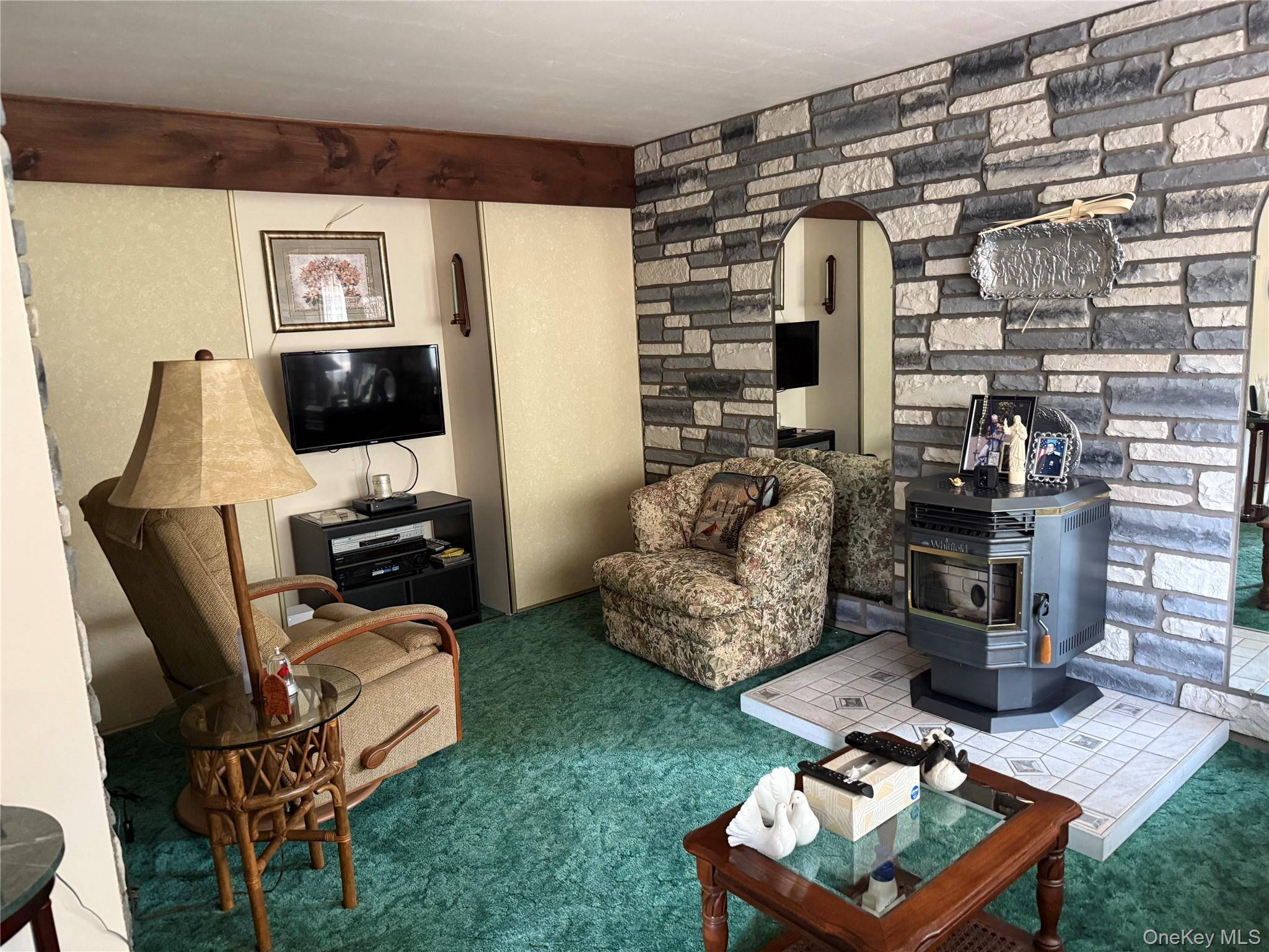Casa de 2 Dormitorios en Venta en Huntington - Nueva York - EE. UU. - 3
