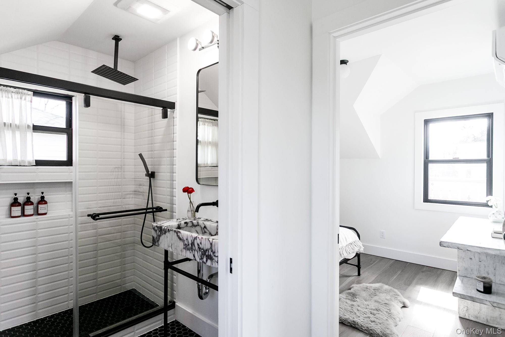 Casa com 2 Quartos à Venda em Hyde Park - Nova Iorque - EUA - 8