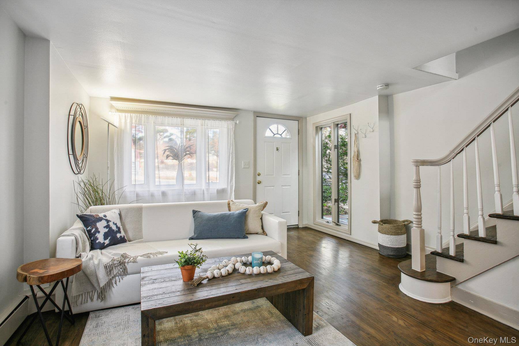 Casa com 2 Quartos à Venda em Locust Valley - Nova Iorque - EUA - 4
