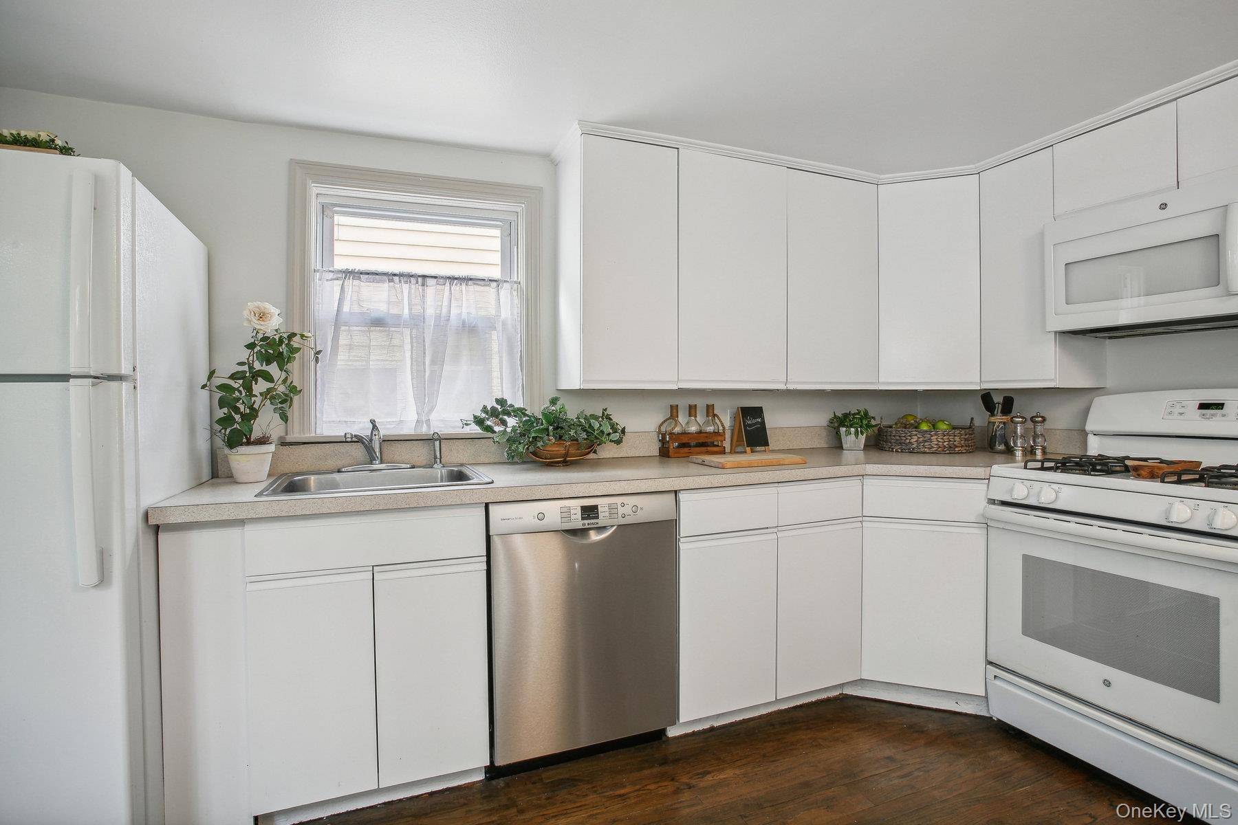Casa com 2 Quartos à Venda em Locust Valley - Nova Iorque - EUA - 6