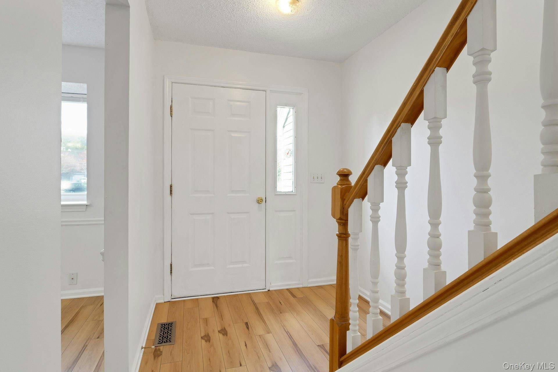 Casa de 2 Dormitorios en Venta en Pawling - Nueva York - EE. UU. - 4