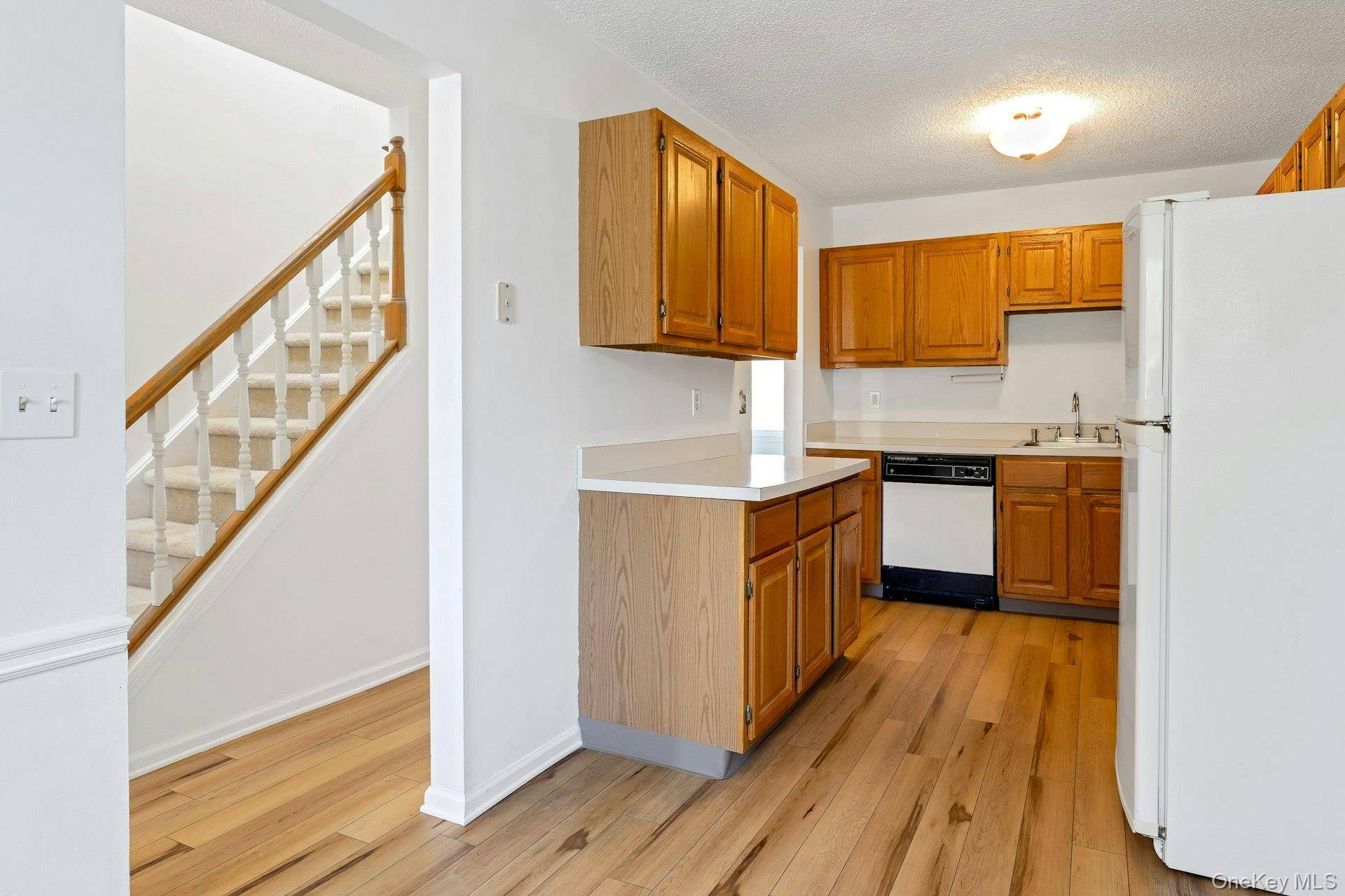Casa de 2 Dormitorios en Venta en Pawling - Nueva York - EE. UU. - 5