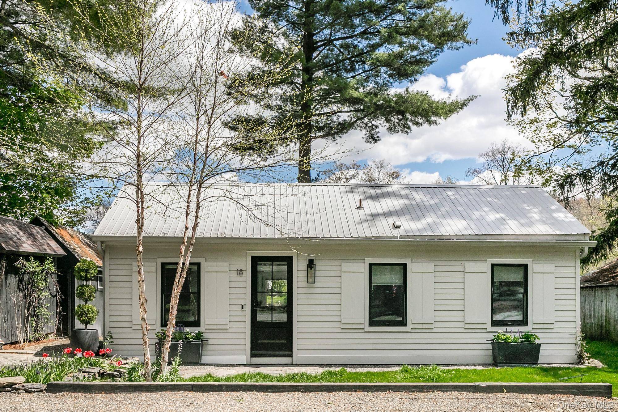 Casa com 2 Quartos à Venda em Rhinebeck - Nova Iorque - EUA - 1