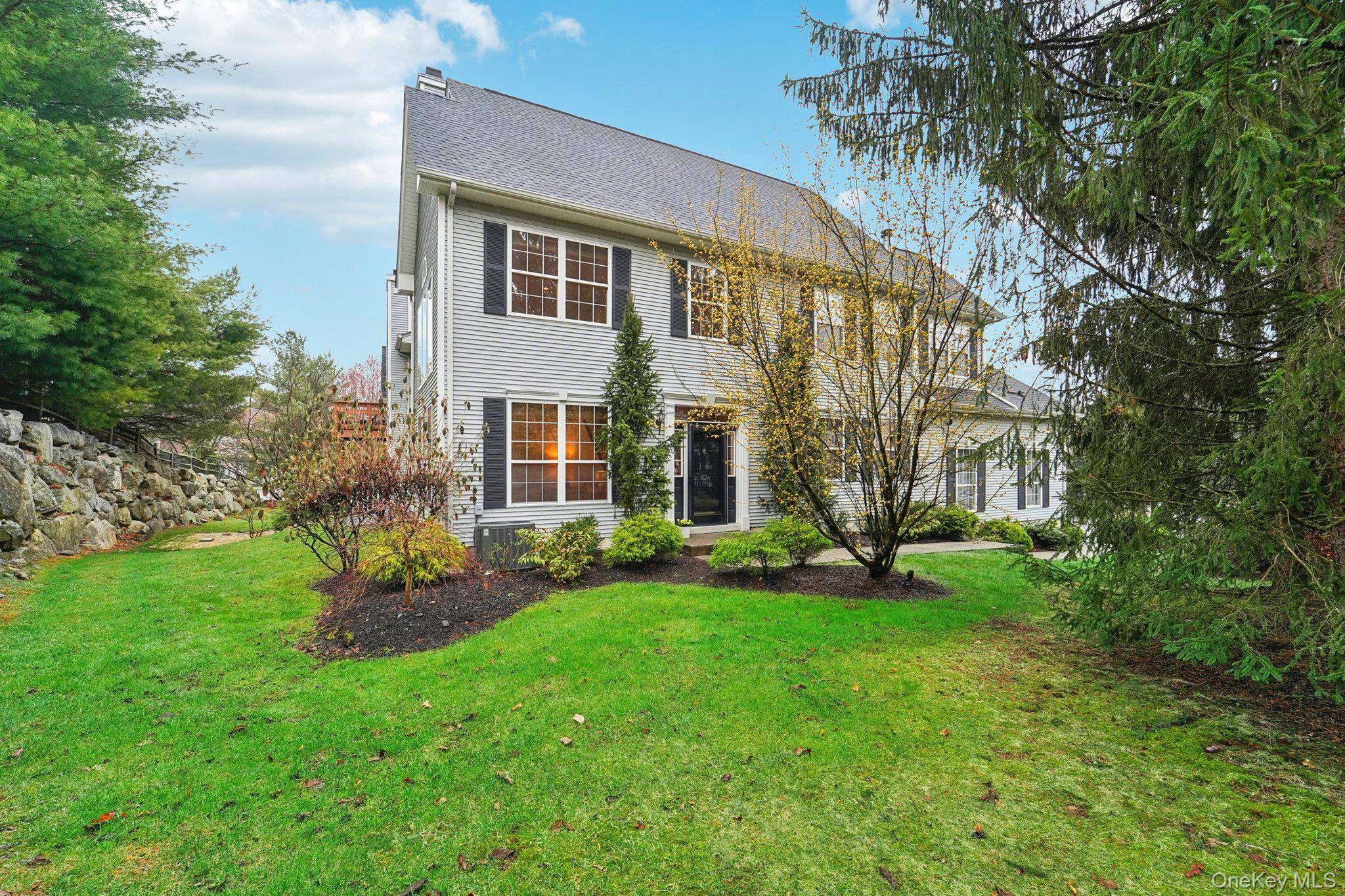 Casa com 2 Quartos à Venda em Tuxedo Park - Nova Iorque - EUA - 1