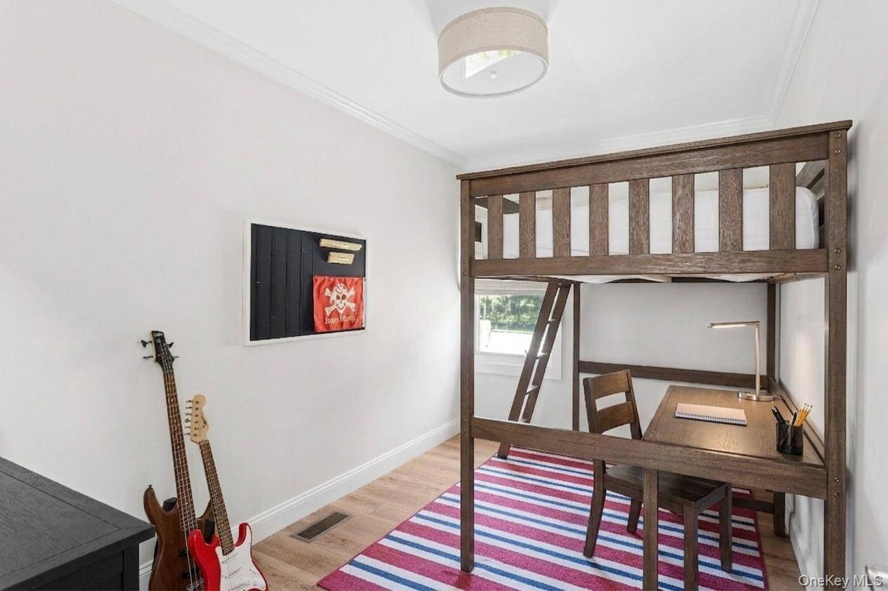 Casa com 3 Quartos à Beira-Mar à Venda em Hampton Bays - Nova Iorque - EUA - 8