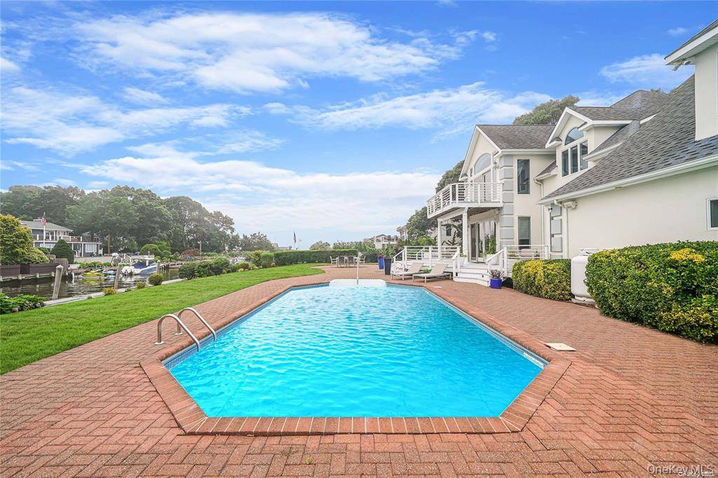 Casa com 3 Quartos à Beira-Mar à Venda em Hampton Bays - Nova Iorque - EUA - 6