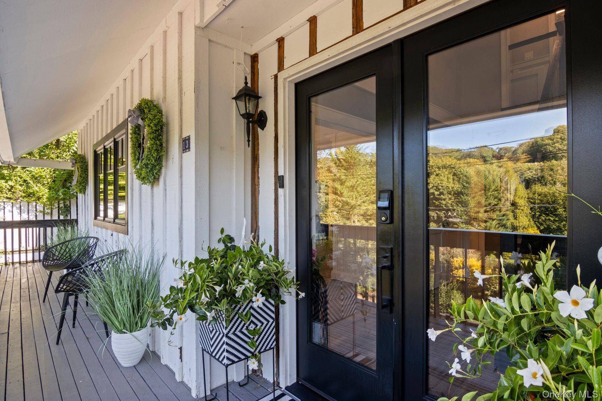 Casa de 3 Dormitorios en Venta en Huntington - Nueva York - EE. UU. - 2