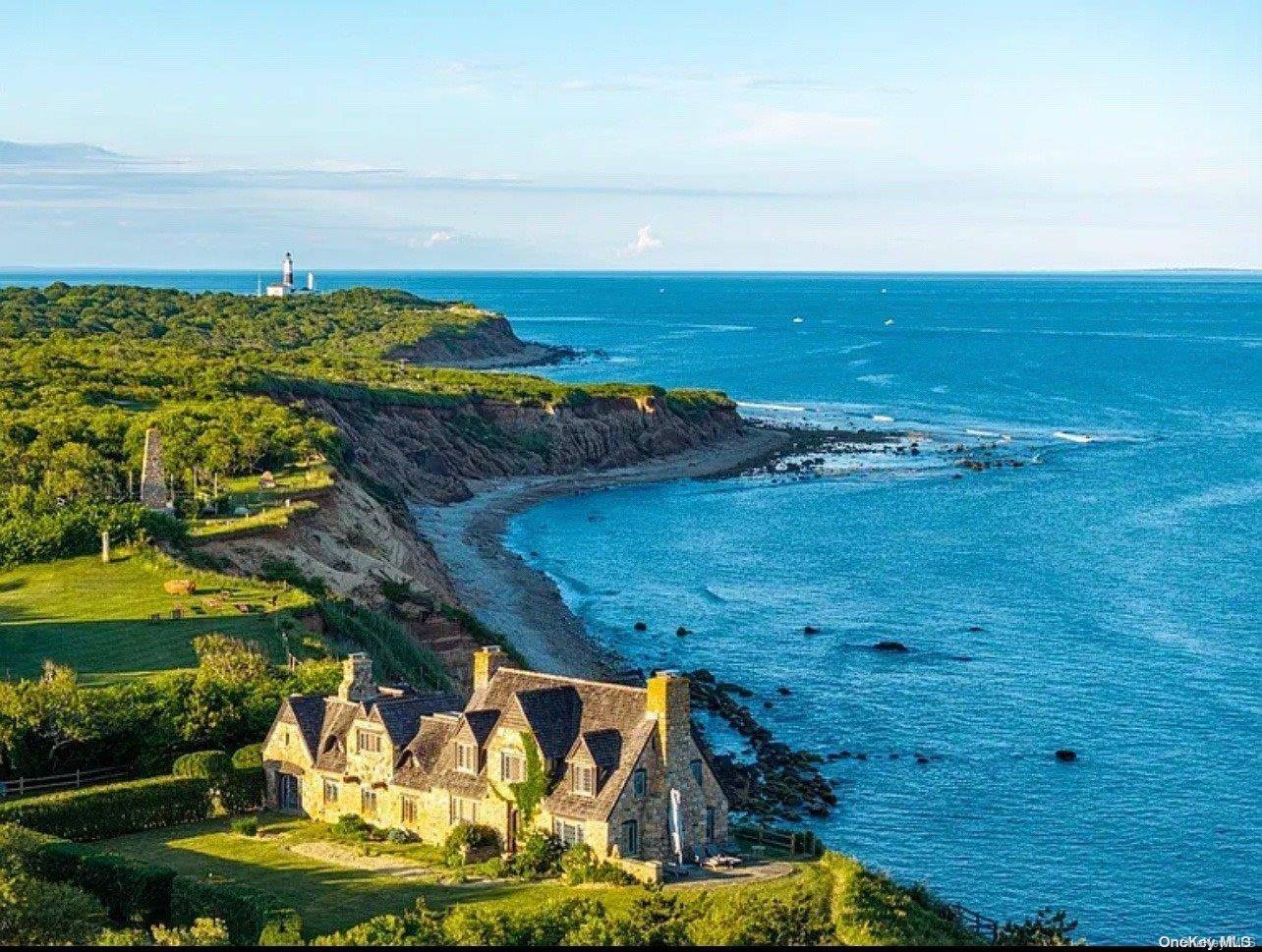 Maison 3 Chambres Face à l'Océan à Vendre à Montauk, NY, États-Unis - 1