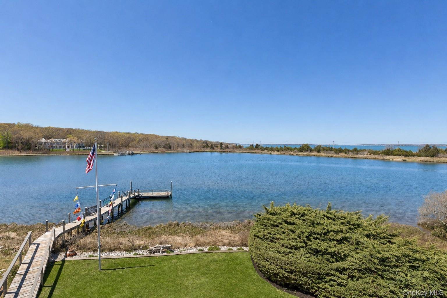 Casa com 3 Quartos à Beira-Mar à Venda em Sag Harbor - Nova Iorque - EUA - 3