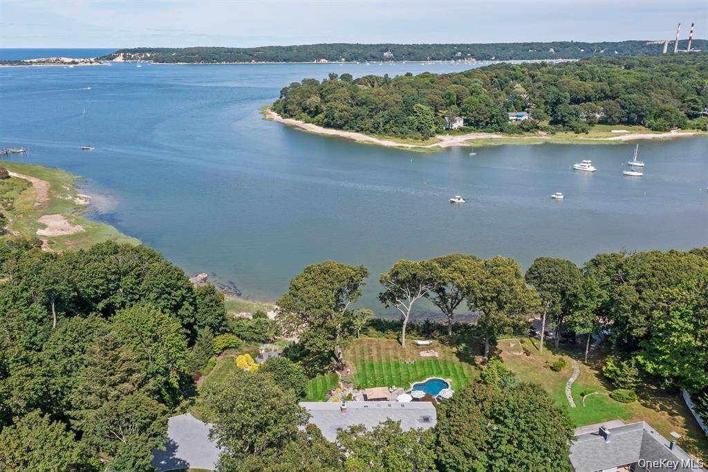 Casa com 3 Quartos à Beira-Mar à Venda em Setauket - Nova Iorque - EUA - 1