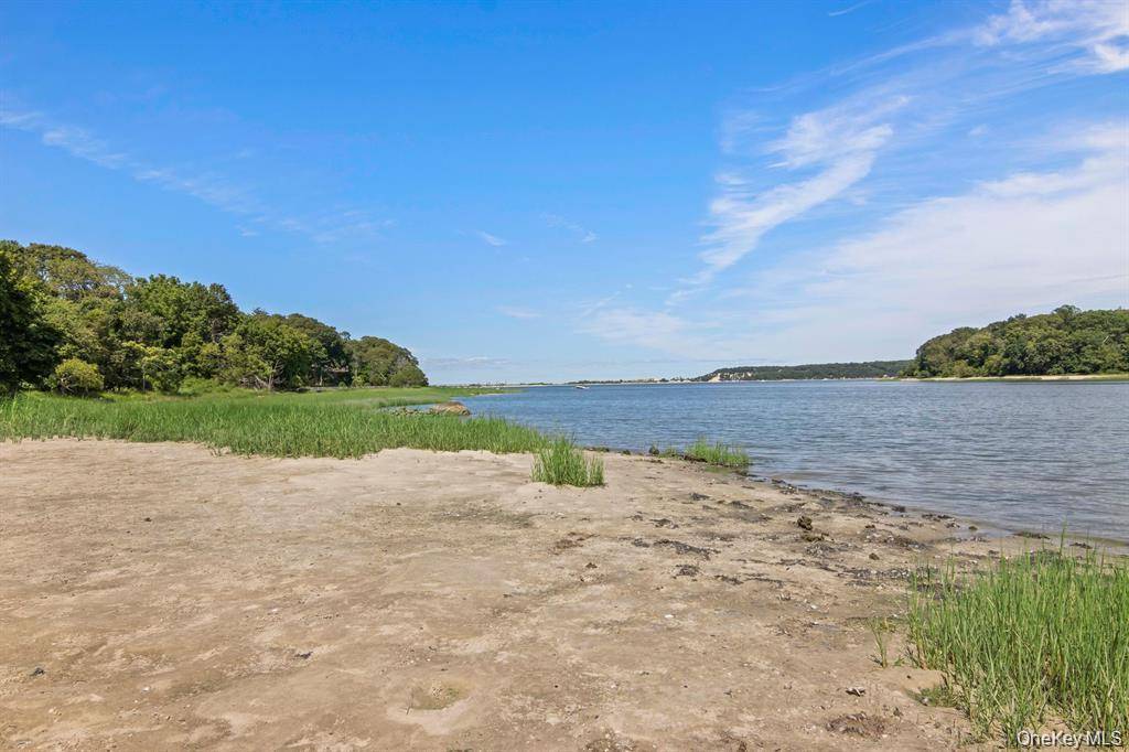 Casa com 3 Quartos à Beira-Mar à Venda em Setauket - Nova Iorque - EUA - 8