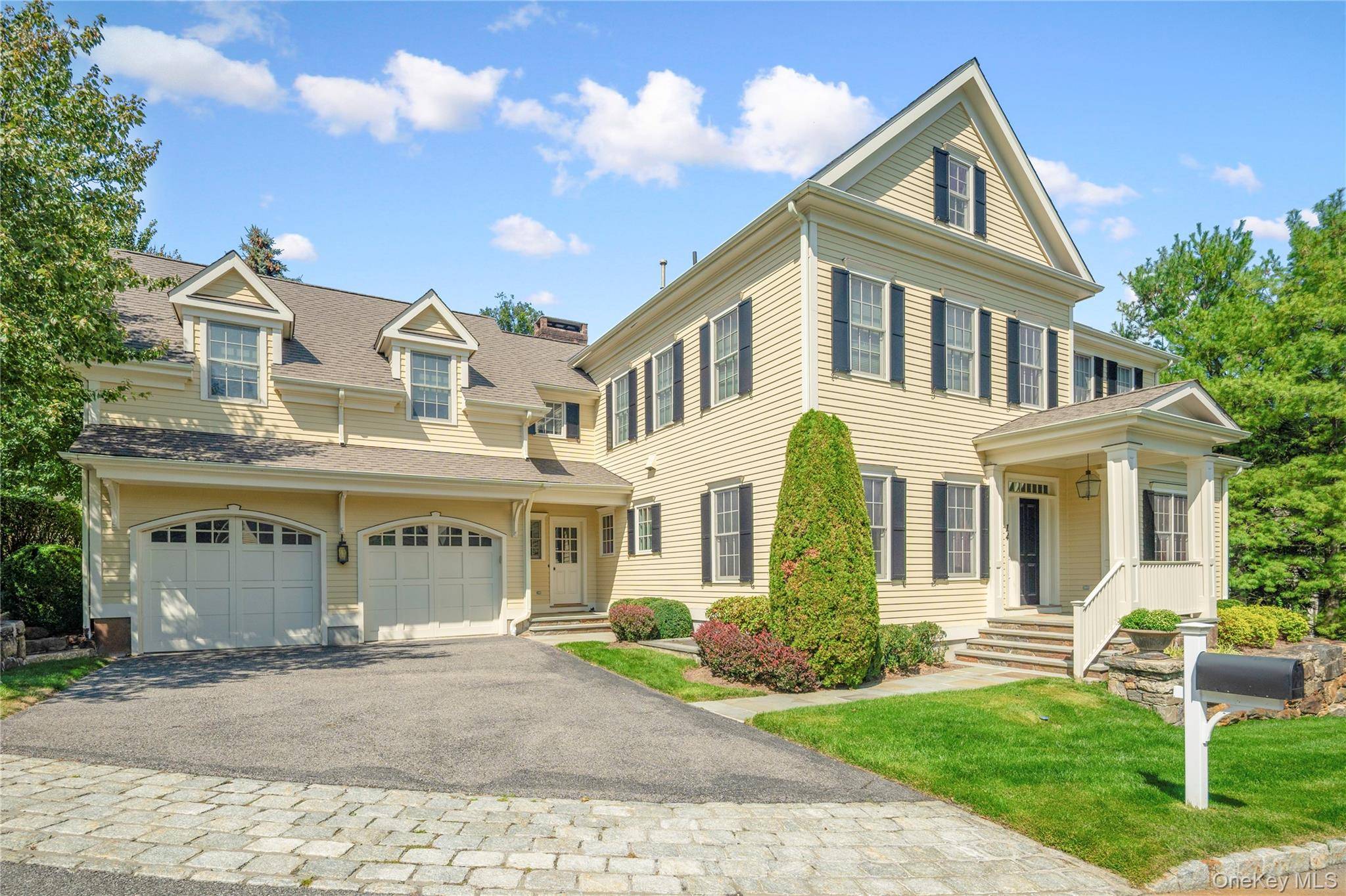 Casa com 3 Quartos à Venda em Armonk - Nova Iorque - EUA - 1