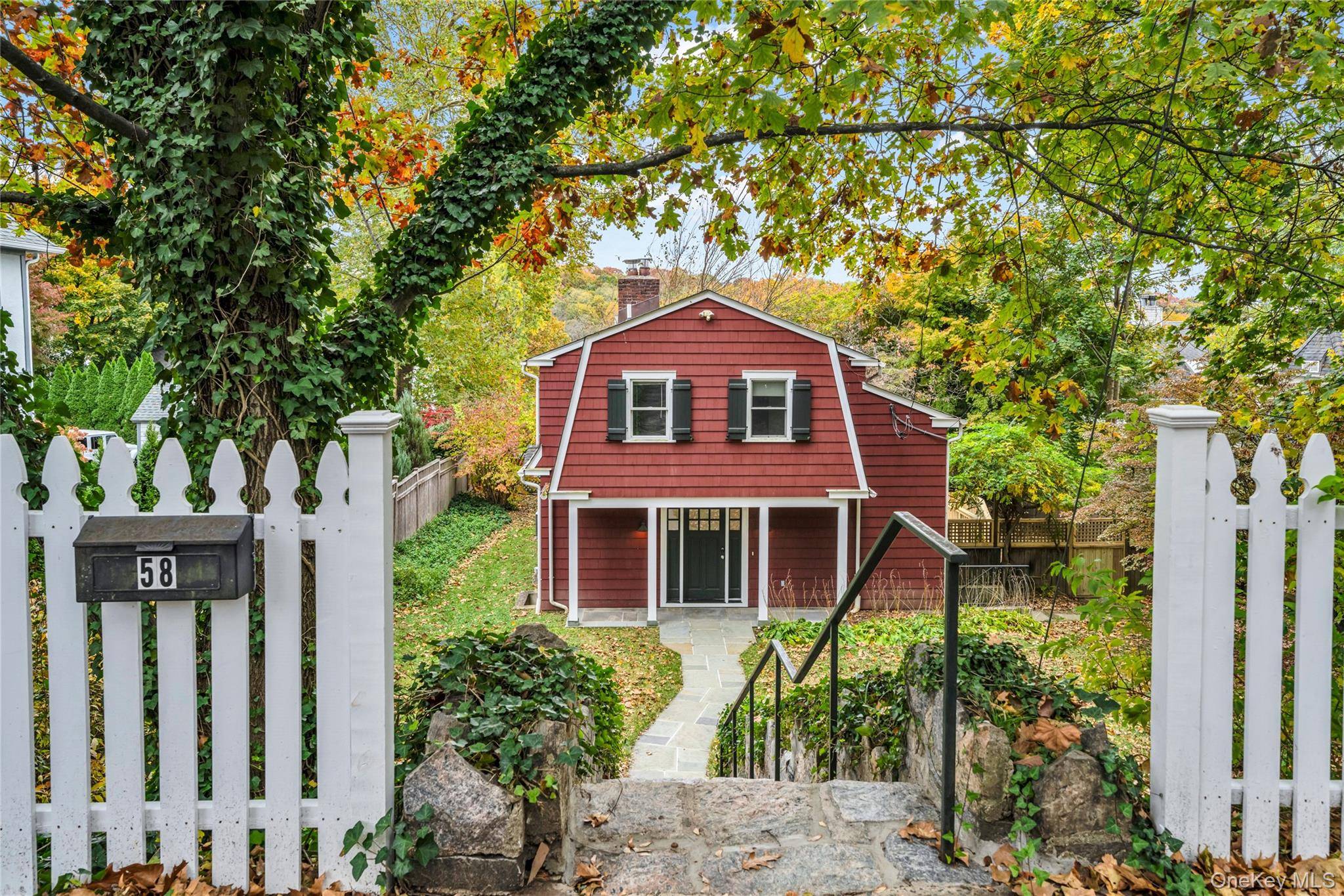 Casa com 3 Quartos à Venda em Bronxville - Nova Iorque - EUA - 1