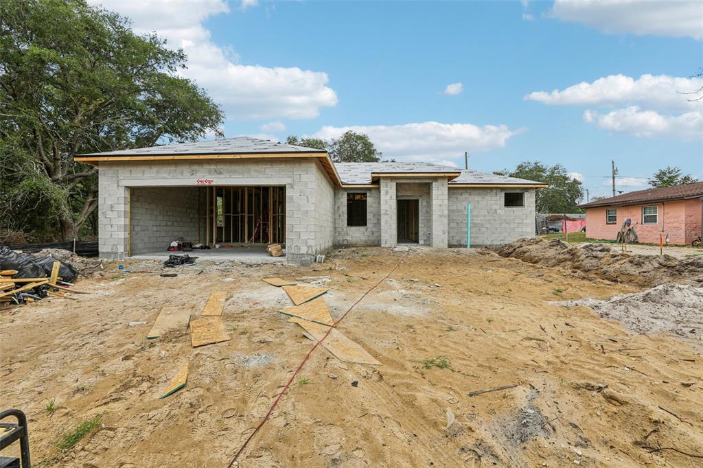 Casa de 3 Dormitorios en Venta en Dundee - Florida - EE. UU. - 1