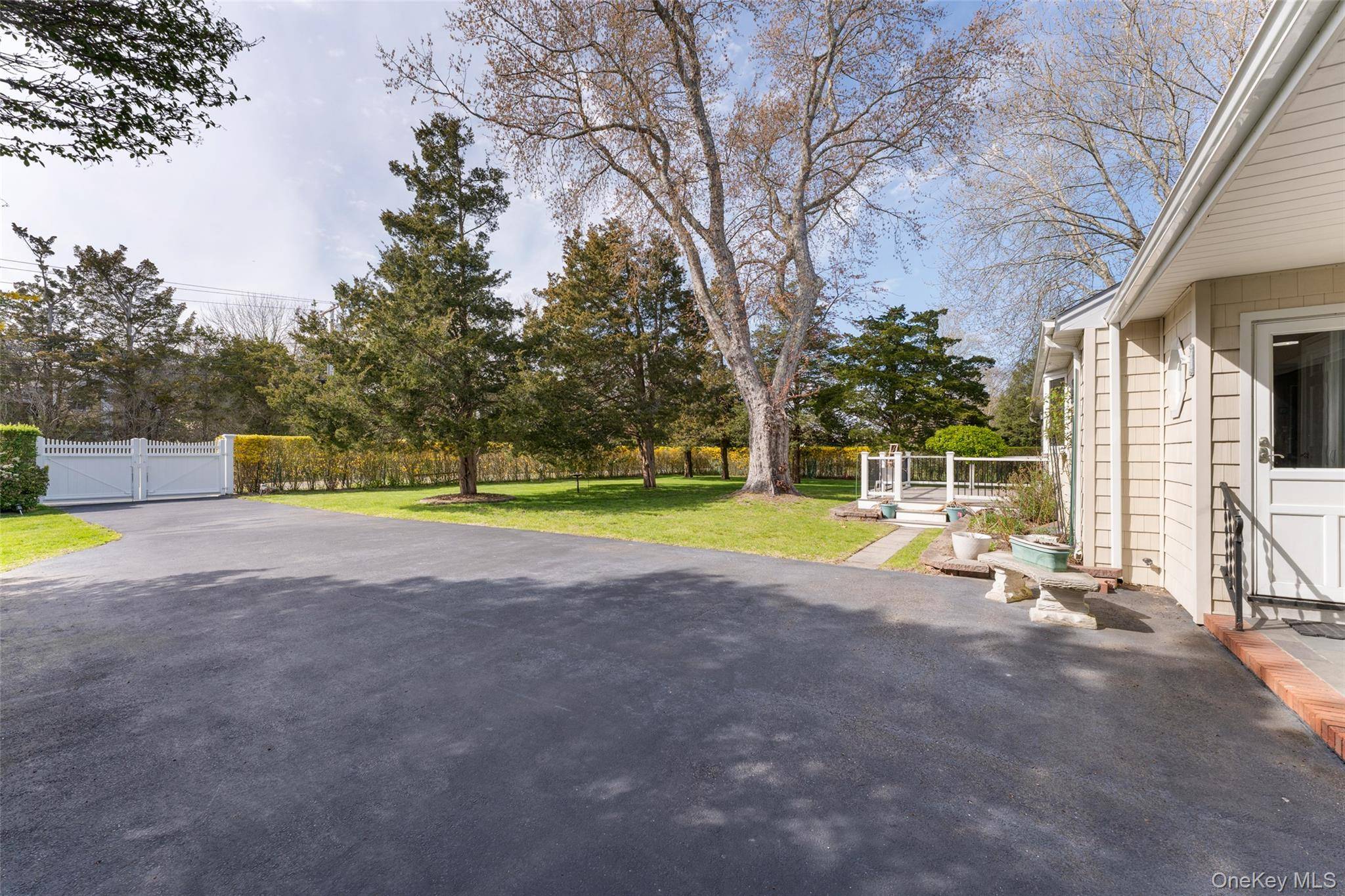 Casa com 3 Quartos à Venda em Hampton Bays - Nova Iorque - EUA - 4