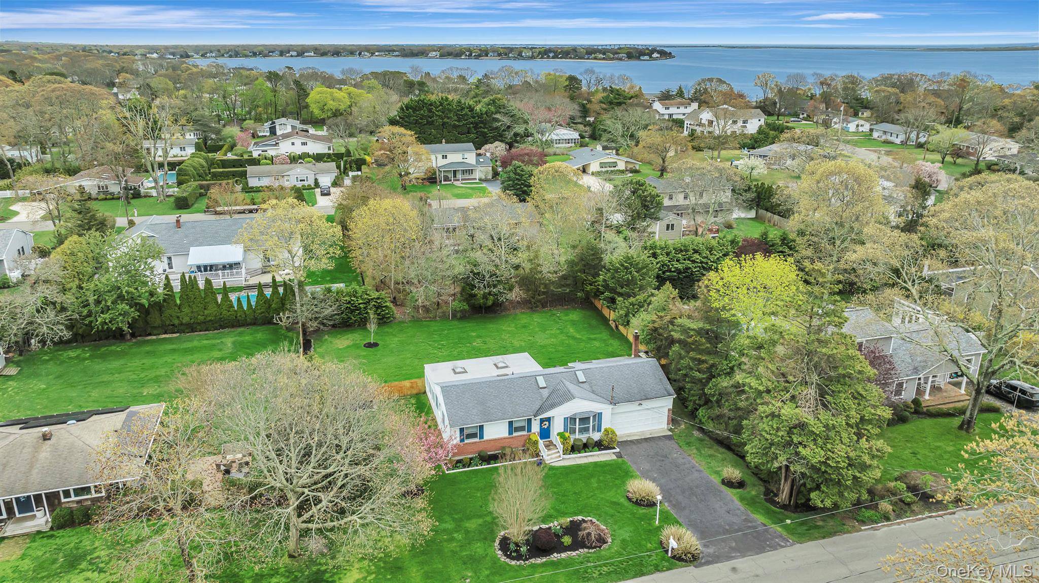 Casa com 3 Quartos à Venda em Hampton Bays - Nova Iorque - EUA - 5