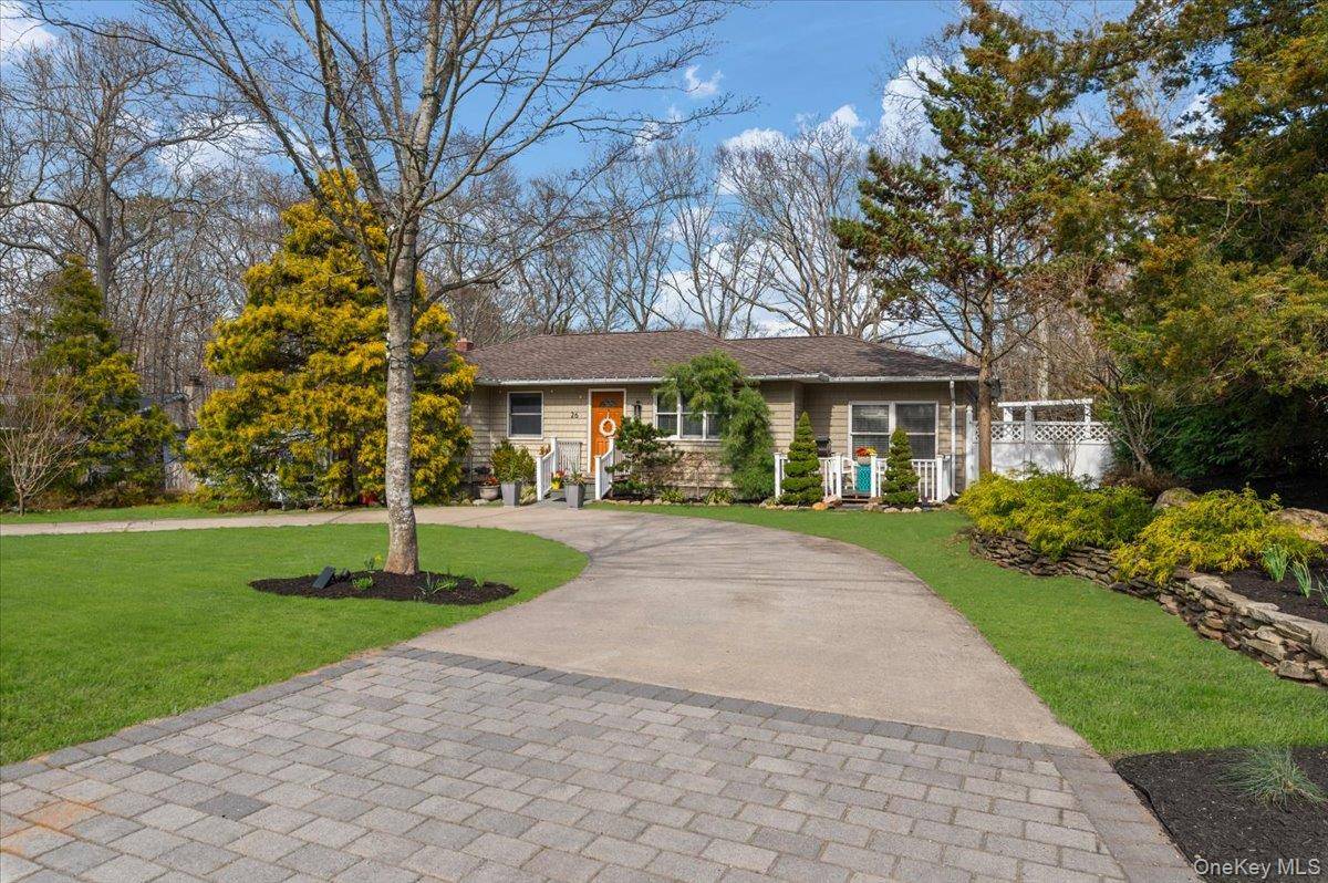 Casa com 3 Quartos à Venda em Hampton Bays - Nova Iorque - EUA - 1