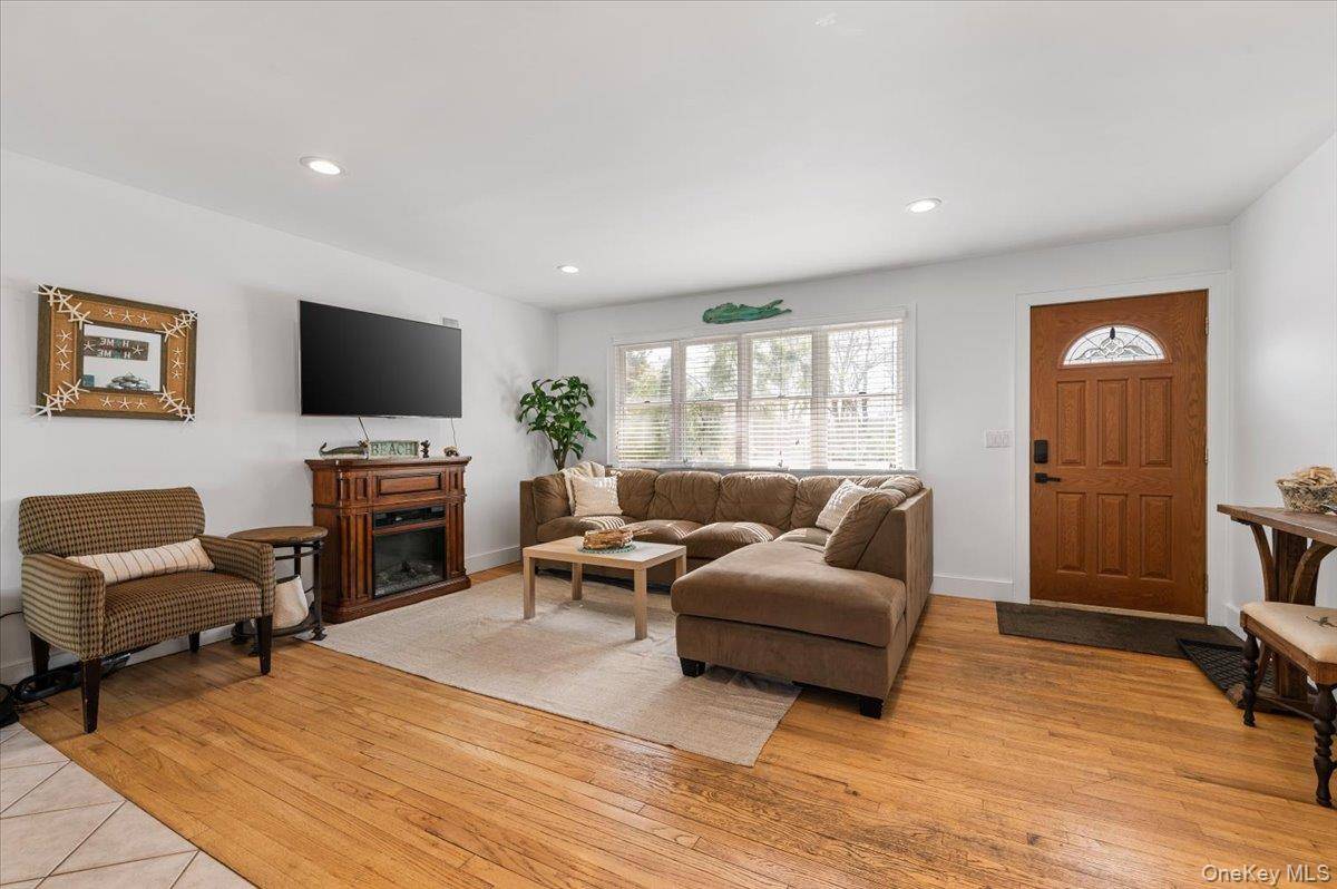 Casa com 3 Quartos à Venda em Hampton Bays - Nova Iorque - EUA - 8