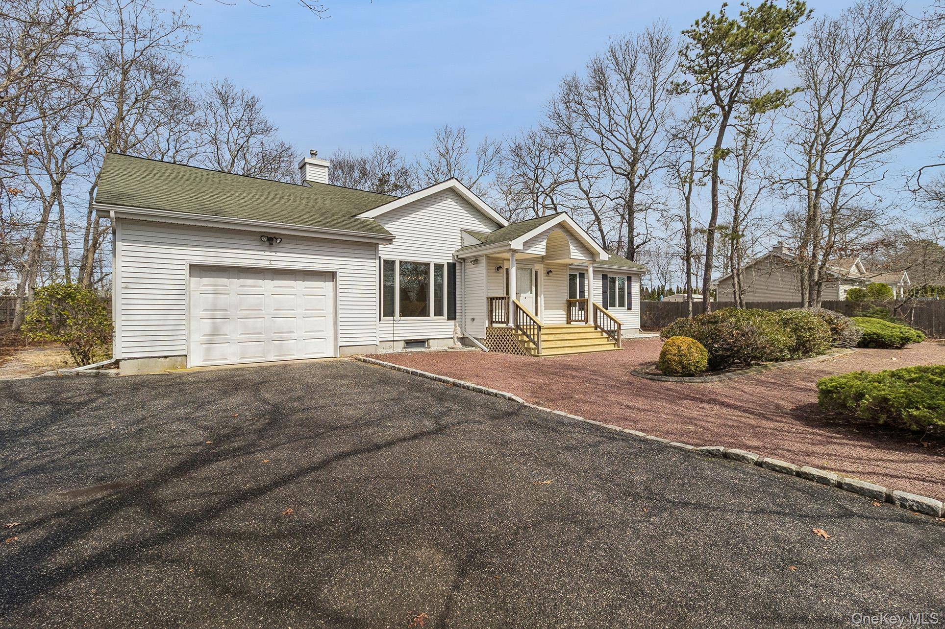 Casa com 3 Quartos à Venda em Hampton Bays - Nova Iorque - EUA - 3