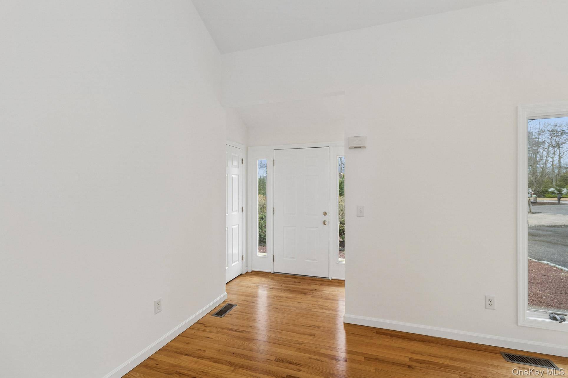 Casa com 3 Quartos à Venda em Hampton Bays - Nova Iorque - EUA - 5