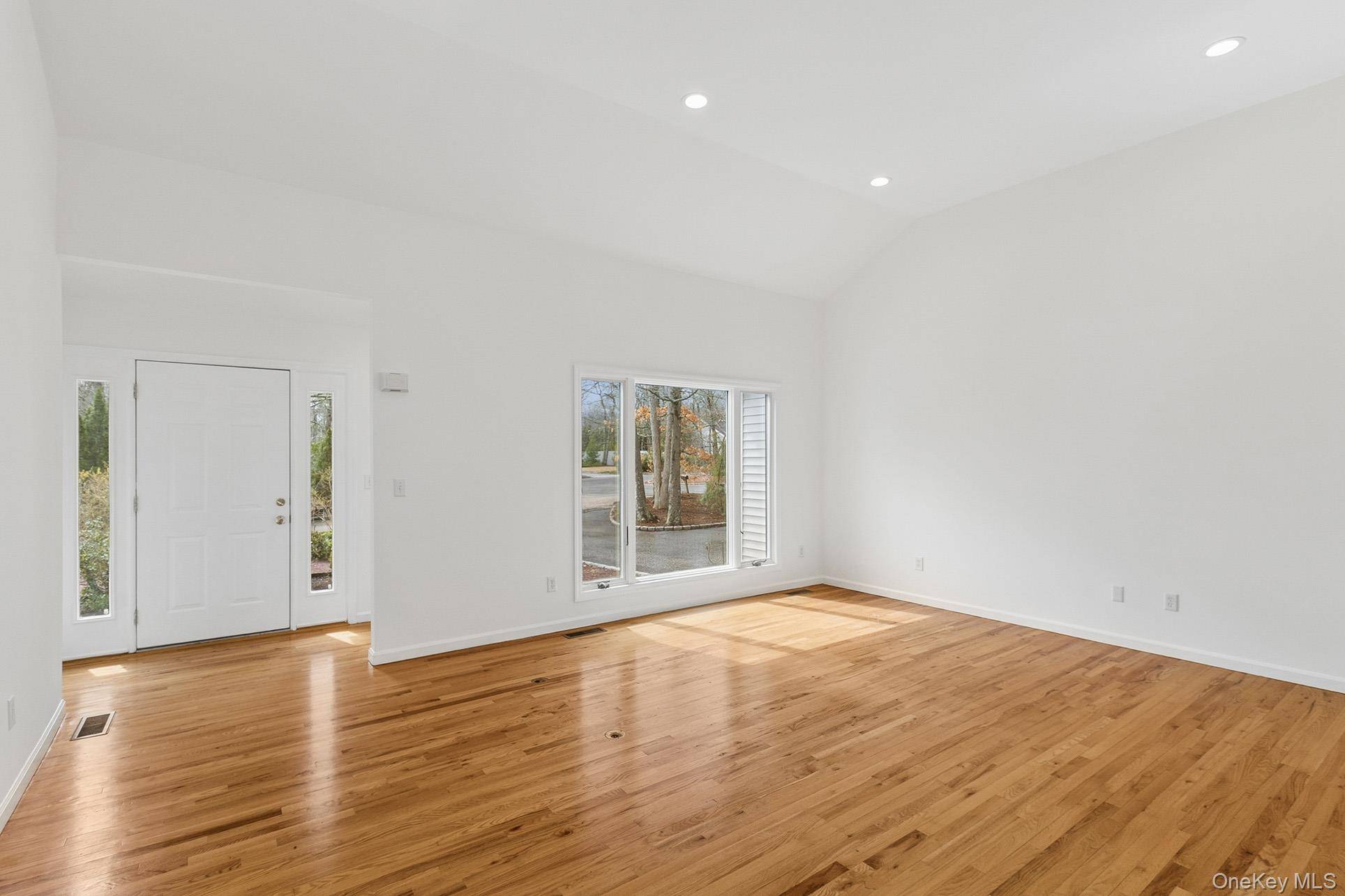 Casa com 3 Quartos à Venda em Hampton Bays - Nova Iorque - EUA - 7