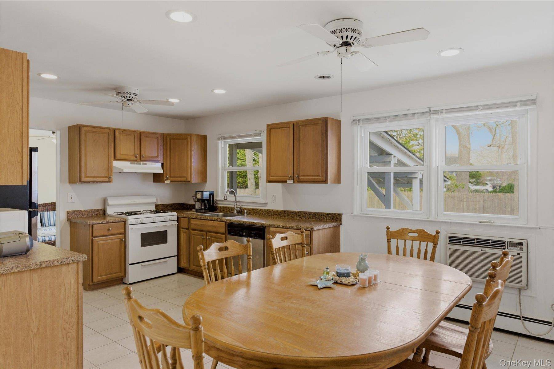Casa com 3 Quartos à Venda em Hampton Bays - Nova Iorque - EUA - 5