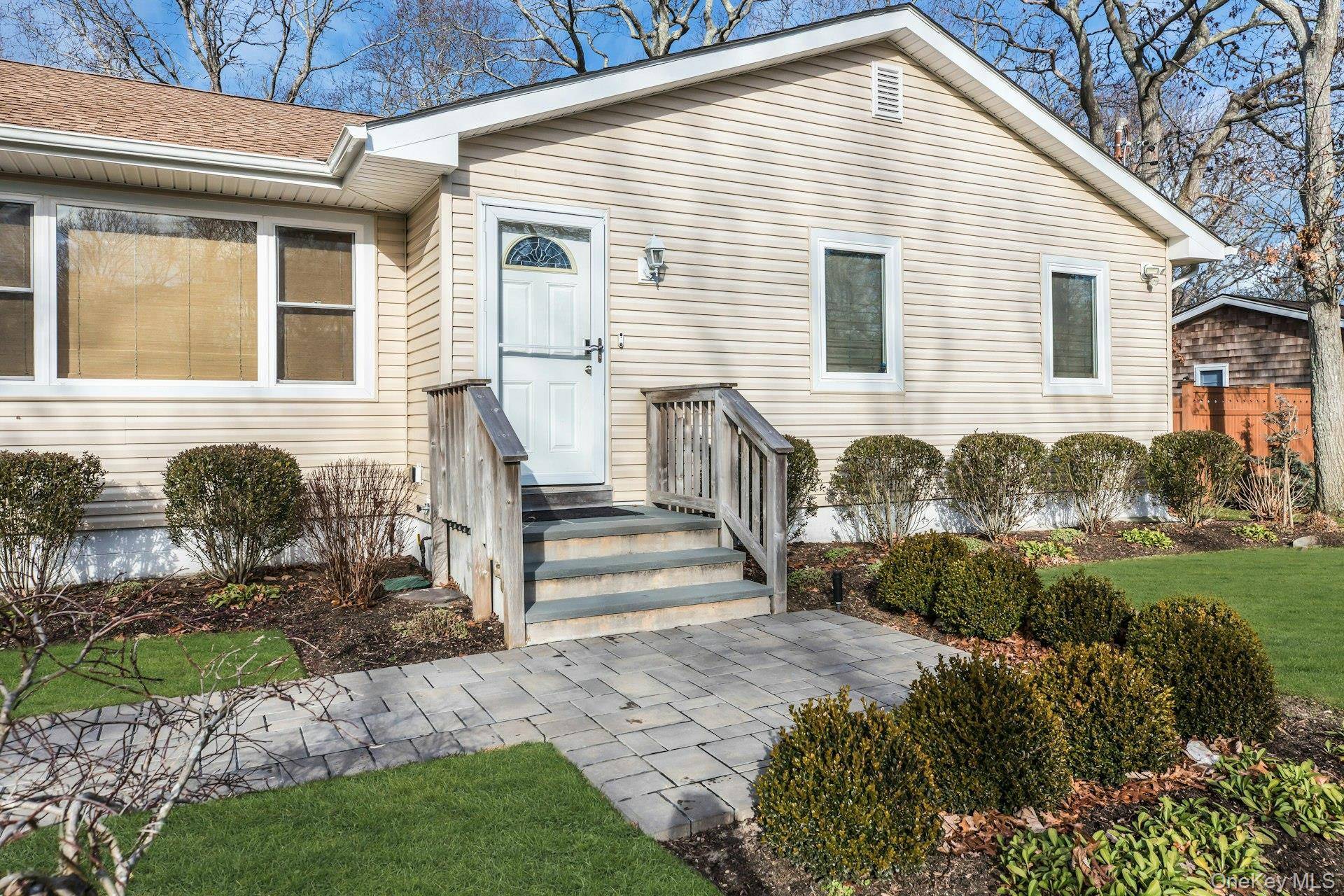 Casa com 3 Quartos à Venda em Hampton Bays - Nova Iorque - EUA - 3