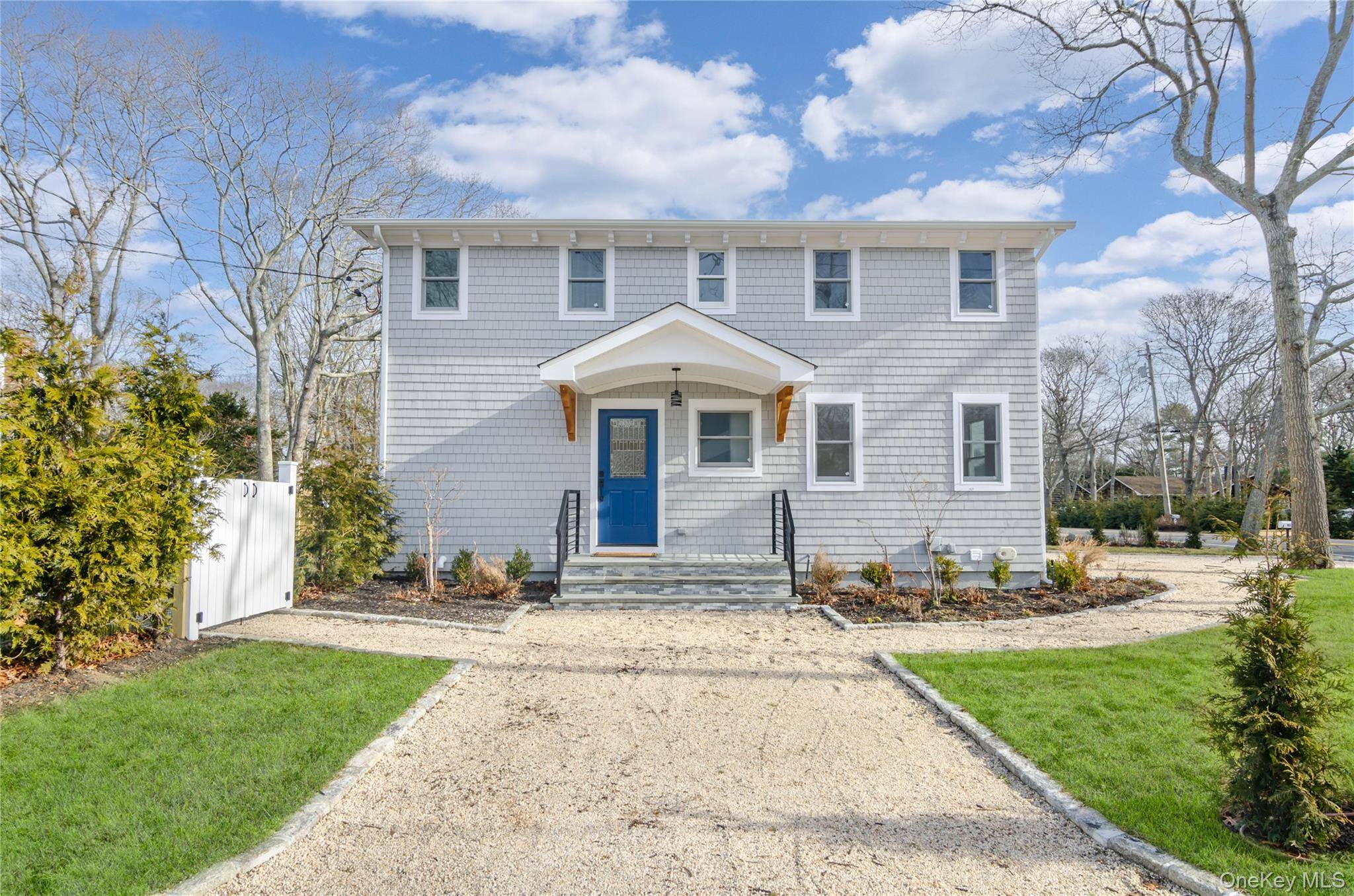 Casa com 3 Quartos à Venda em Hampton Bays - Nova Iorque - EUA - 1
