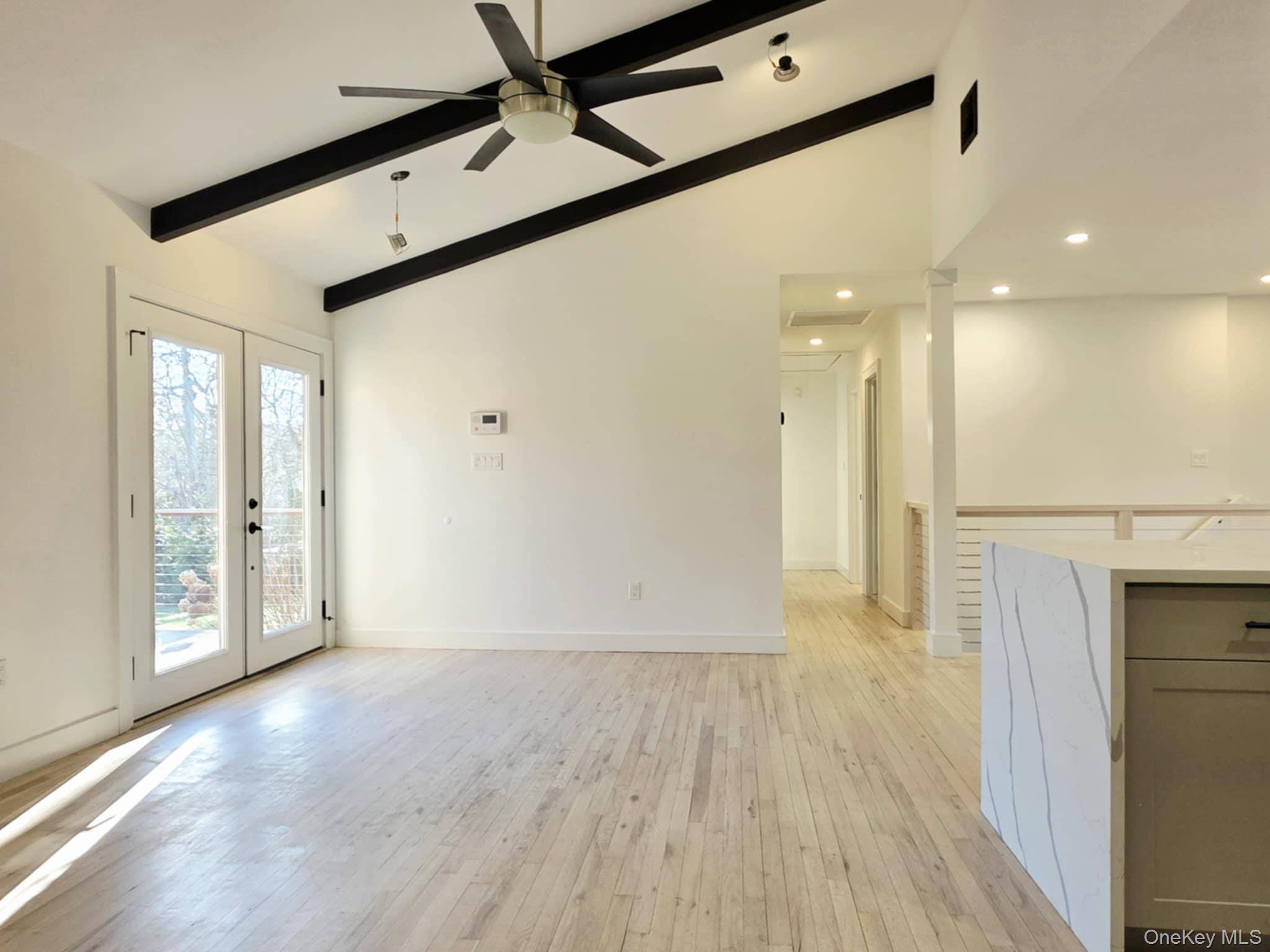 Casa com 3 Quartos à Venda em Hampton Bays - Nova Iorque - EUA - 6