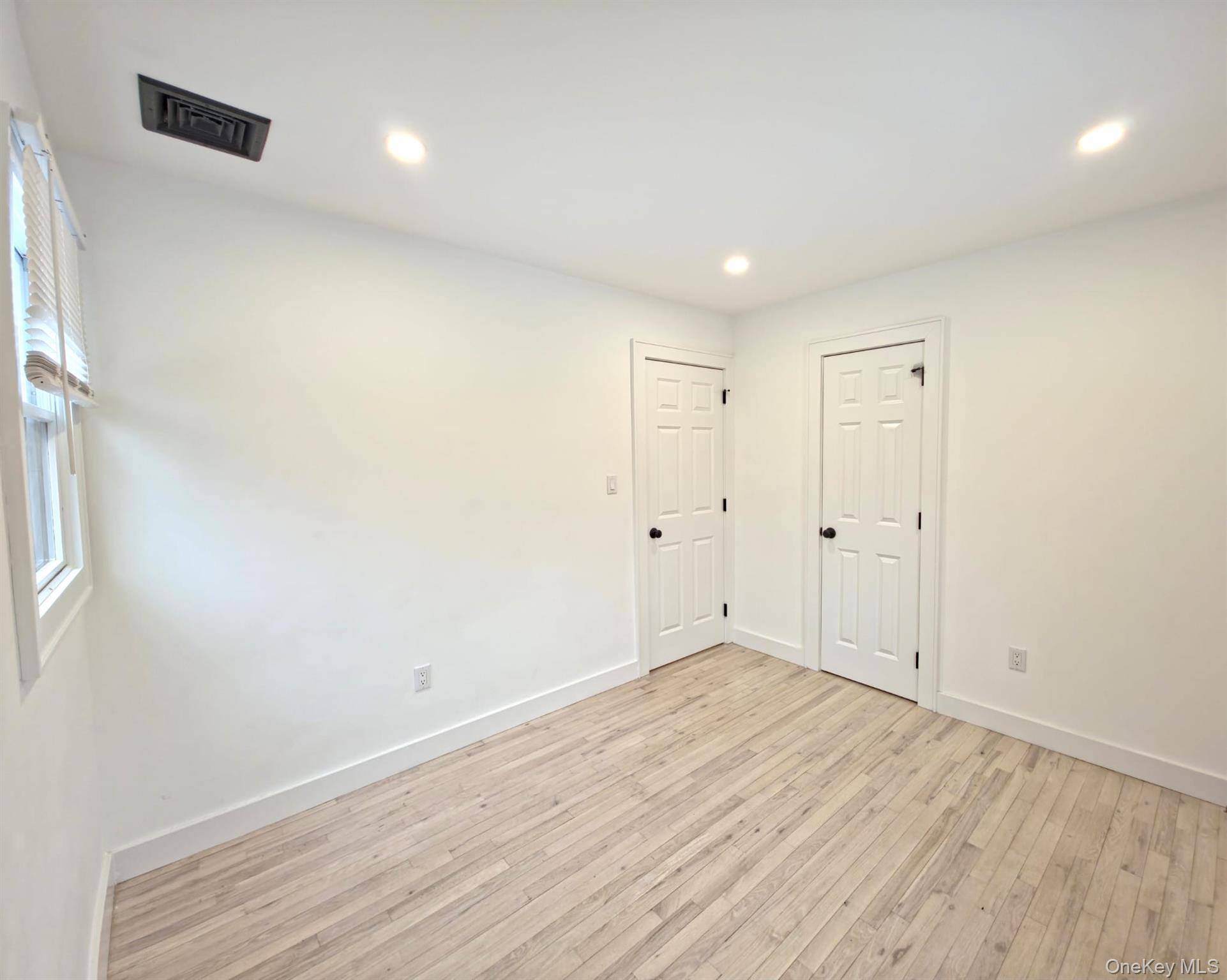 Casa com 3 Quartos à Venda em Hampton Bays - Nova Iorque - EUA - 8
