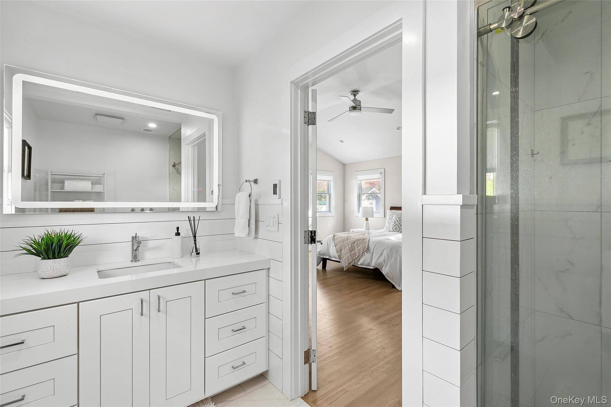 Casa com 3 Quartos à Venda em Hampton Bays - Nova Iorque - EUA - 8