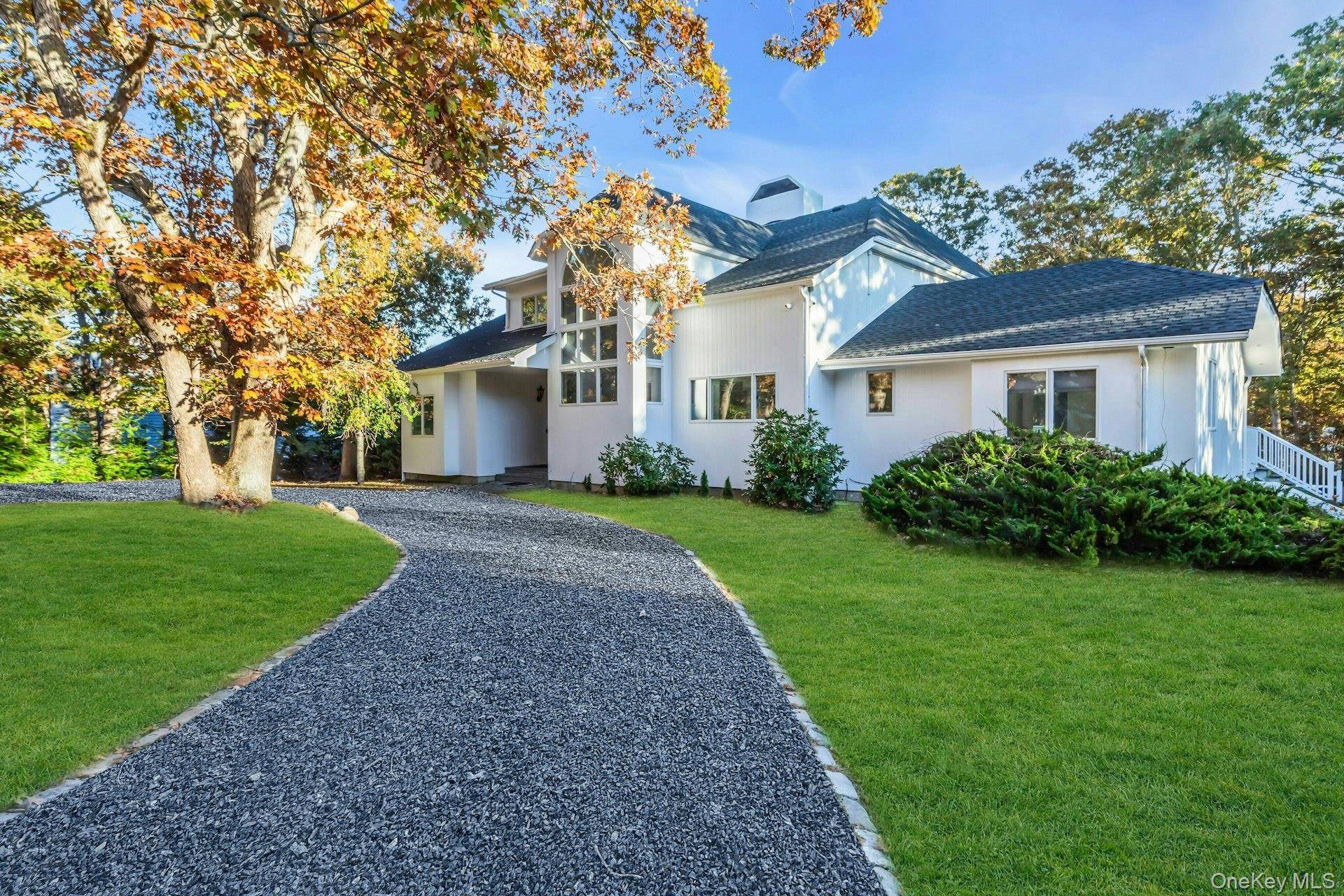 Casa com 3 Quartos à Venda em Hampton Bays - Nova Iorque - EUA - 2