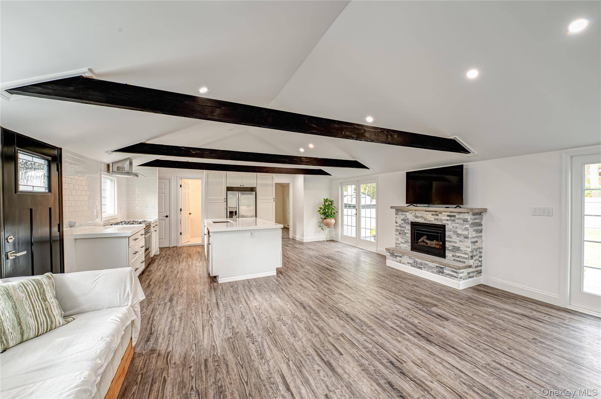 Casa com 3 Quartos à Venda em Hampton Bays - Nova Iorque - EUA - 6