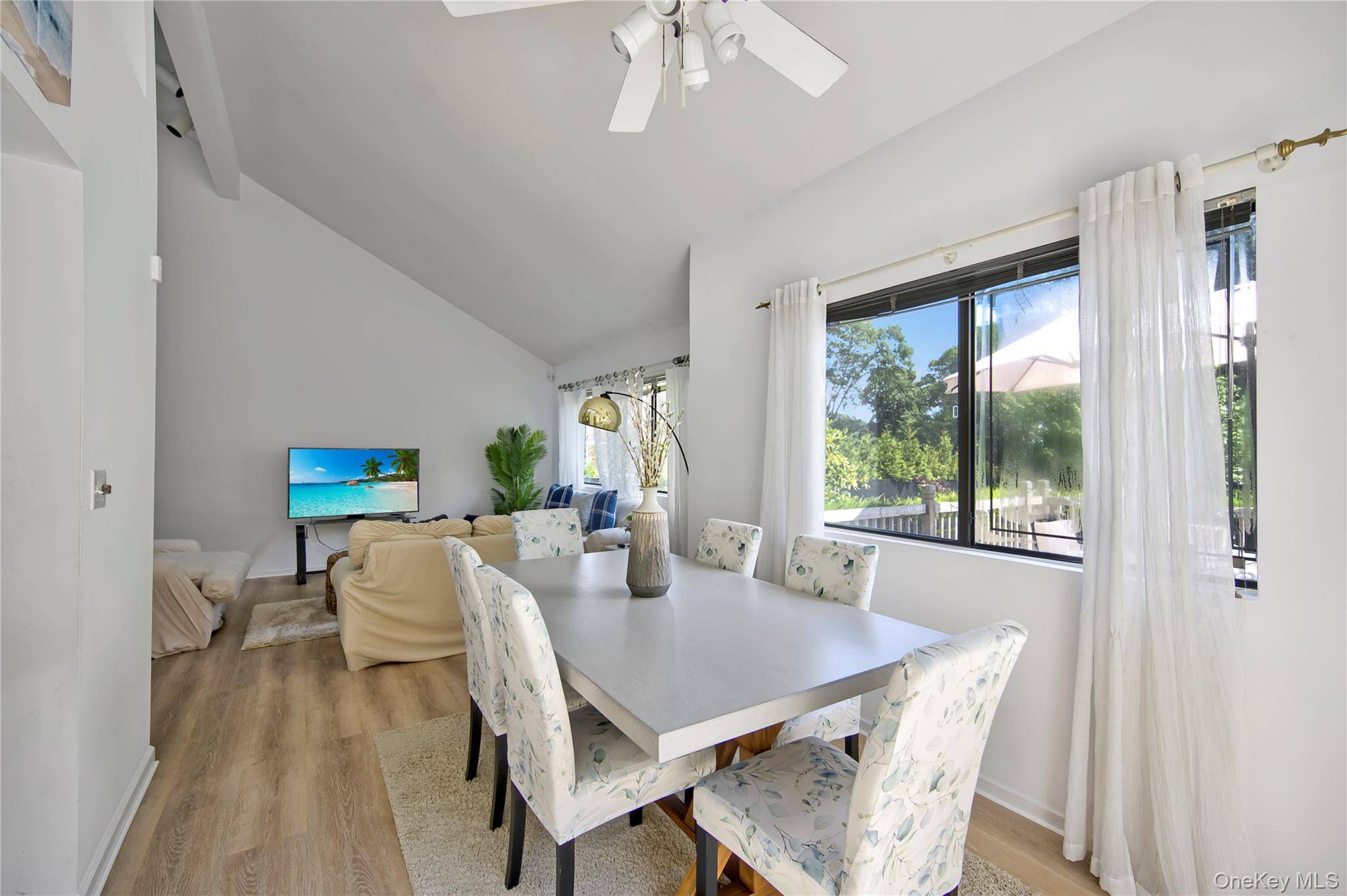 Casa com 3 Quartos à Venda em Hampton Bays - Nova Iorque - EUA - 6