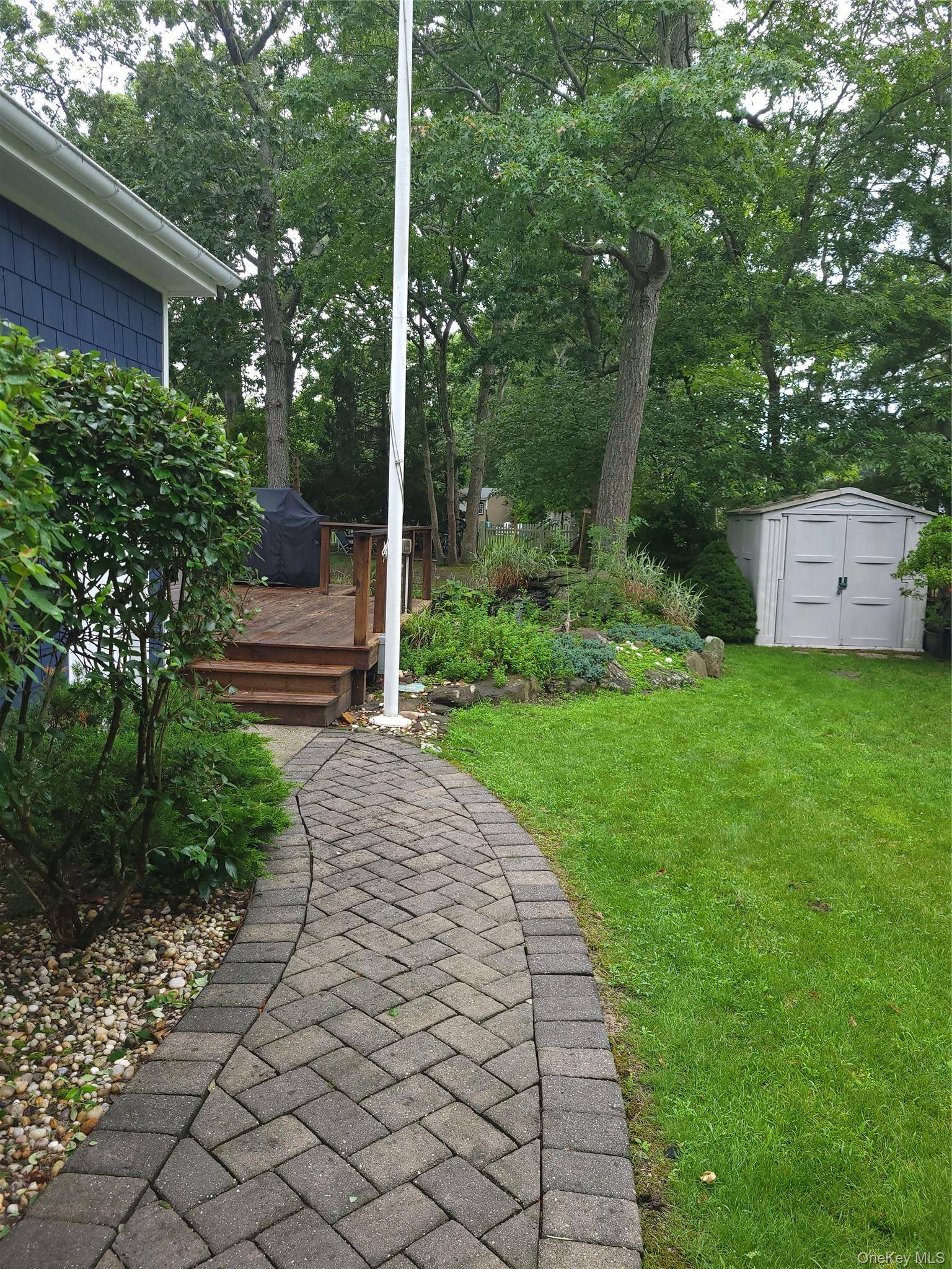 Casa com 3 Quartos à Venda em Hampton Bays - Nova Iorque - EUA - 2