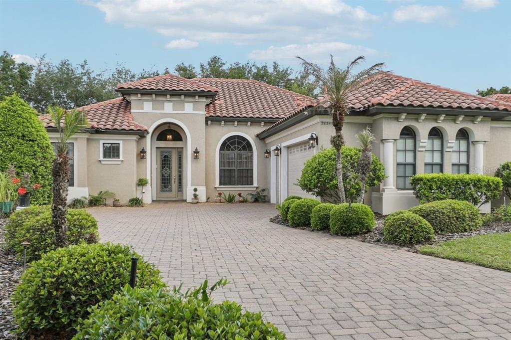 Maison de 3 Chambres à Vendre à Howey In The Hills - Floride - USA - 1