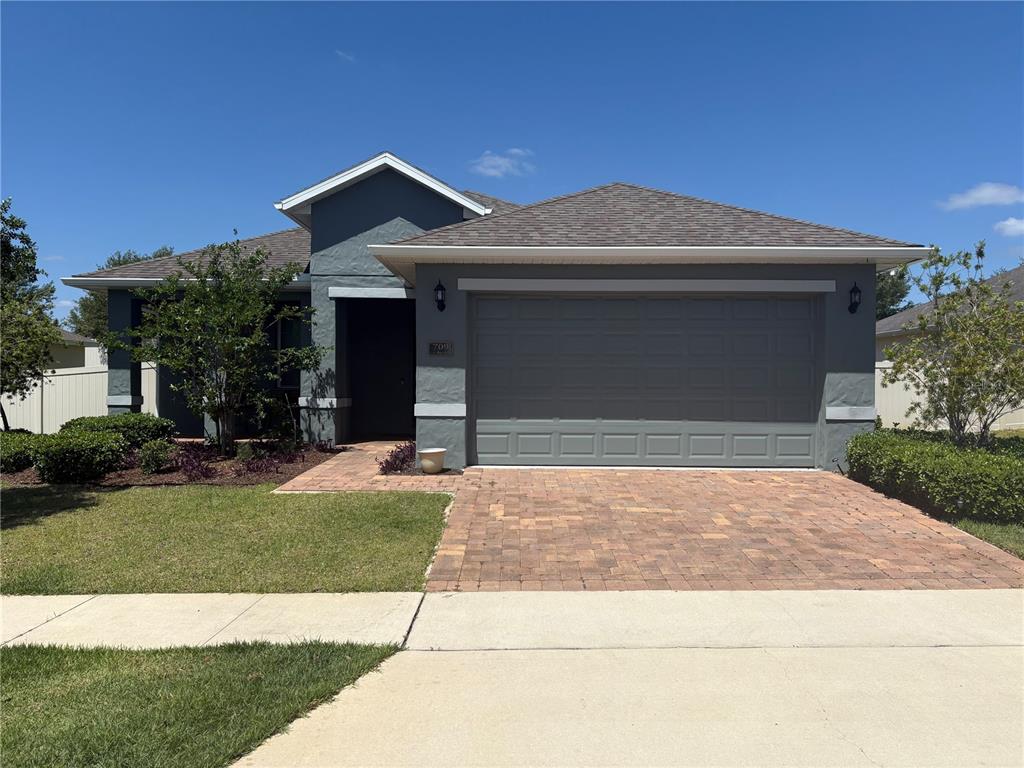 Casa de 3 Dormitorios en Venta en Howey In The Hills - Florida - EE. UU. - 1