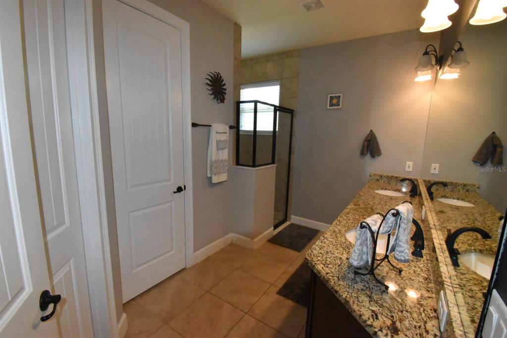 Casa de 3 Dormitorios en Venta en Howey In The Hills - Florida - EE. UU. - 7