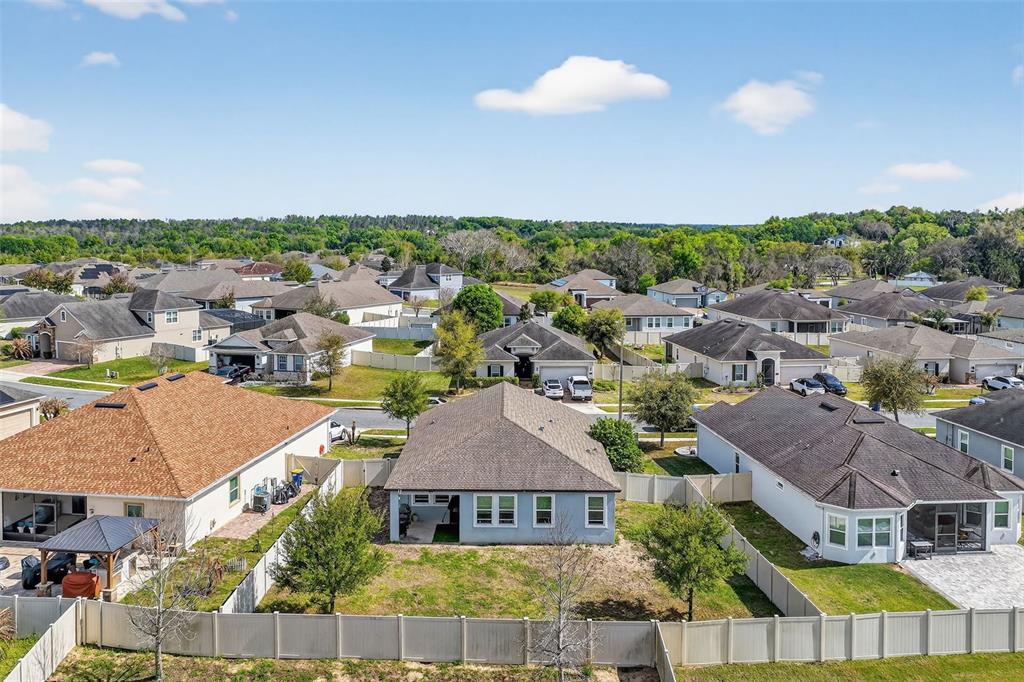 Casa com 3 Quartos à Venda em Howey In The Hills - Flórida - EUA - 3