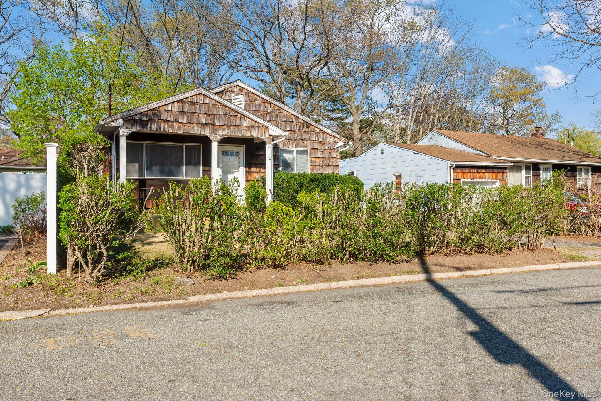 Casa com 3 Quartos à Venda em Huntington - Nova Iorque - EUA - 5