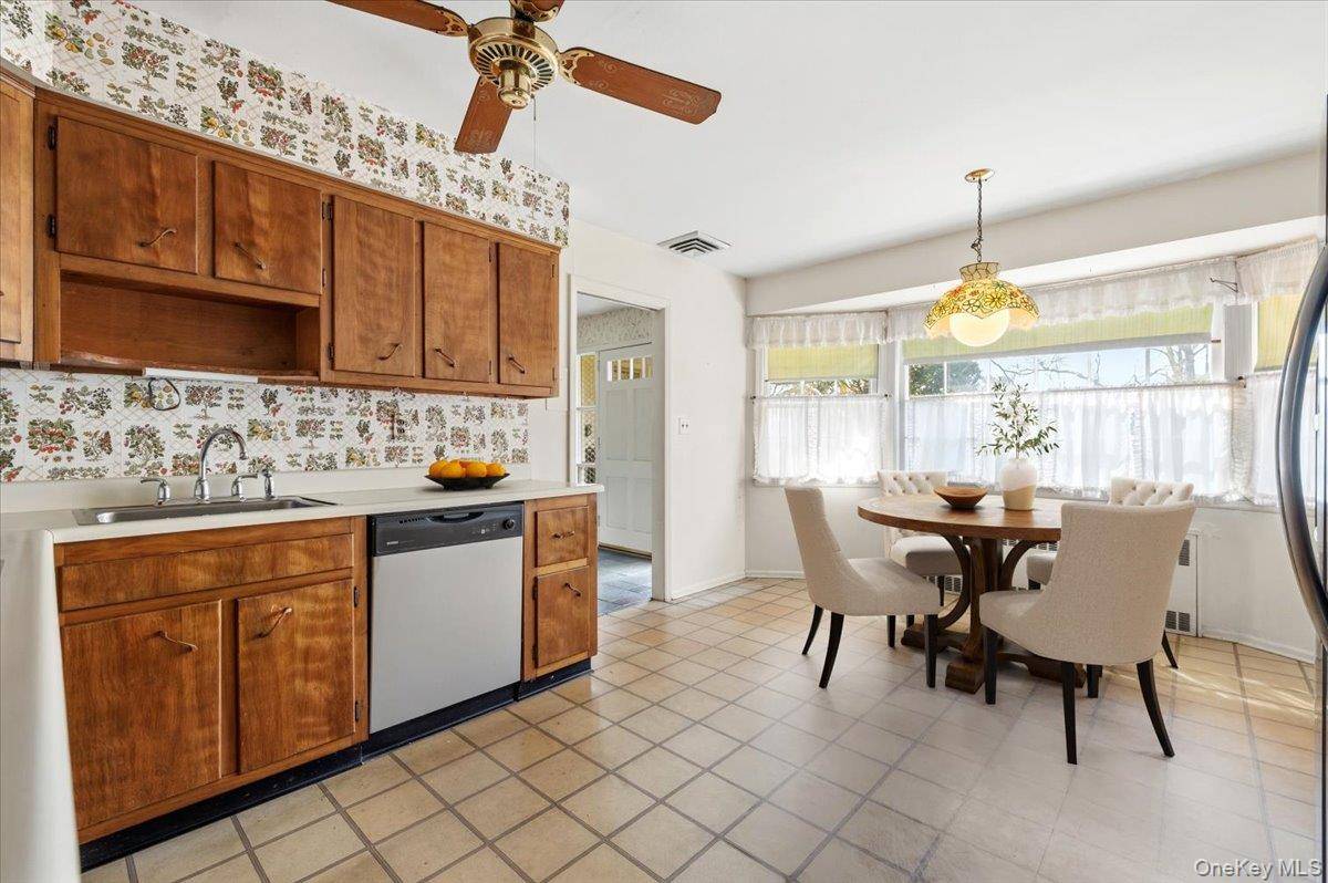 Casa de 3 Dormitorios en Venta en Huntington - Nueva York - EE. UU. - 5