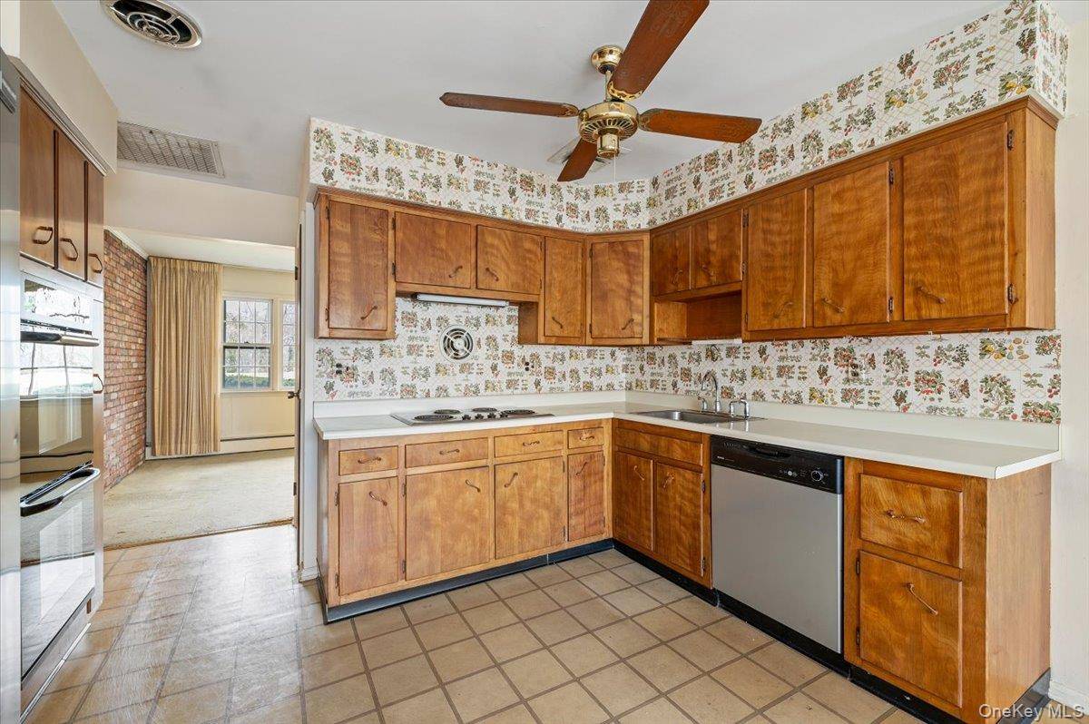 Casa de 3 Dormitorios en Venta en Huntington - Nueva York - EE. UU. - 6