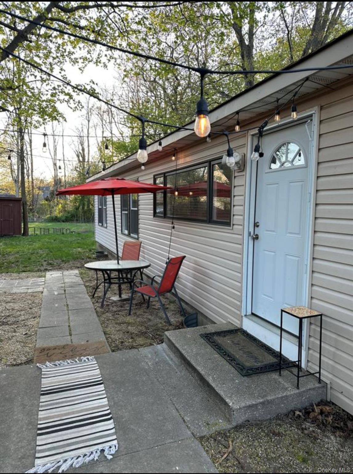 Casa com 3 Quartos à Venda em Huntington - Nova Iorque - EUA - 4